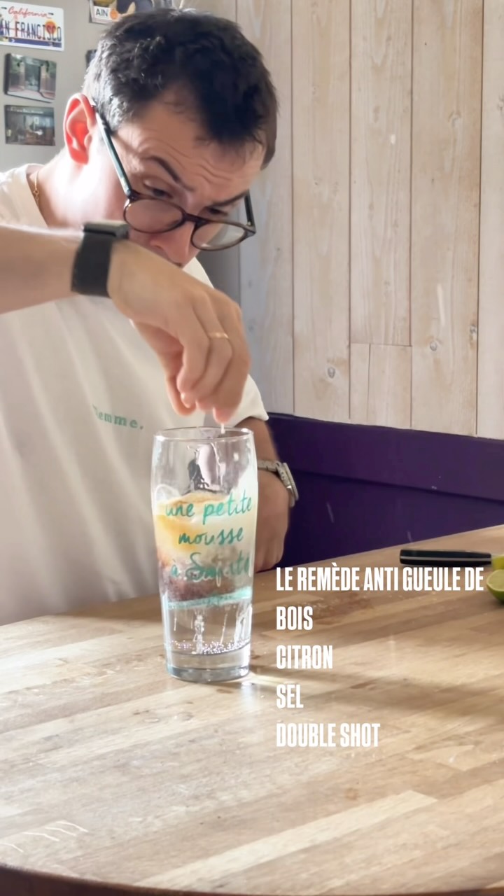 BREWING & TASTING, ep 21 - THE ESPRESSO BOMB
Un double espresso
Du citron
Du sel
De l’eau gazeuse
Avec ça, tu devrais te remettre de ta gueule de bois
#onecupatadiviso
#coffeeaddict #brewing