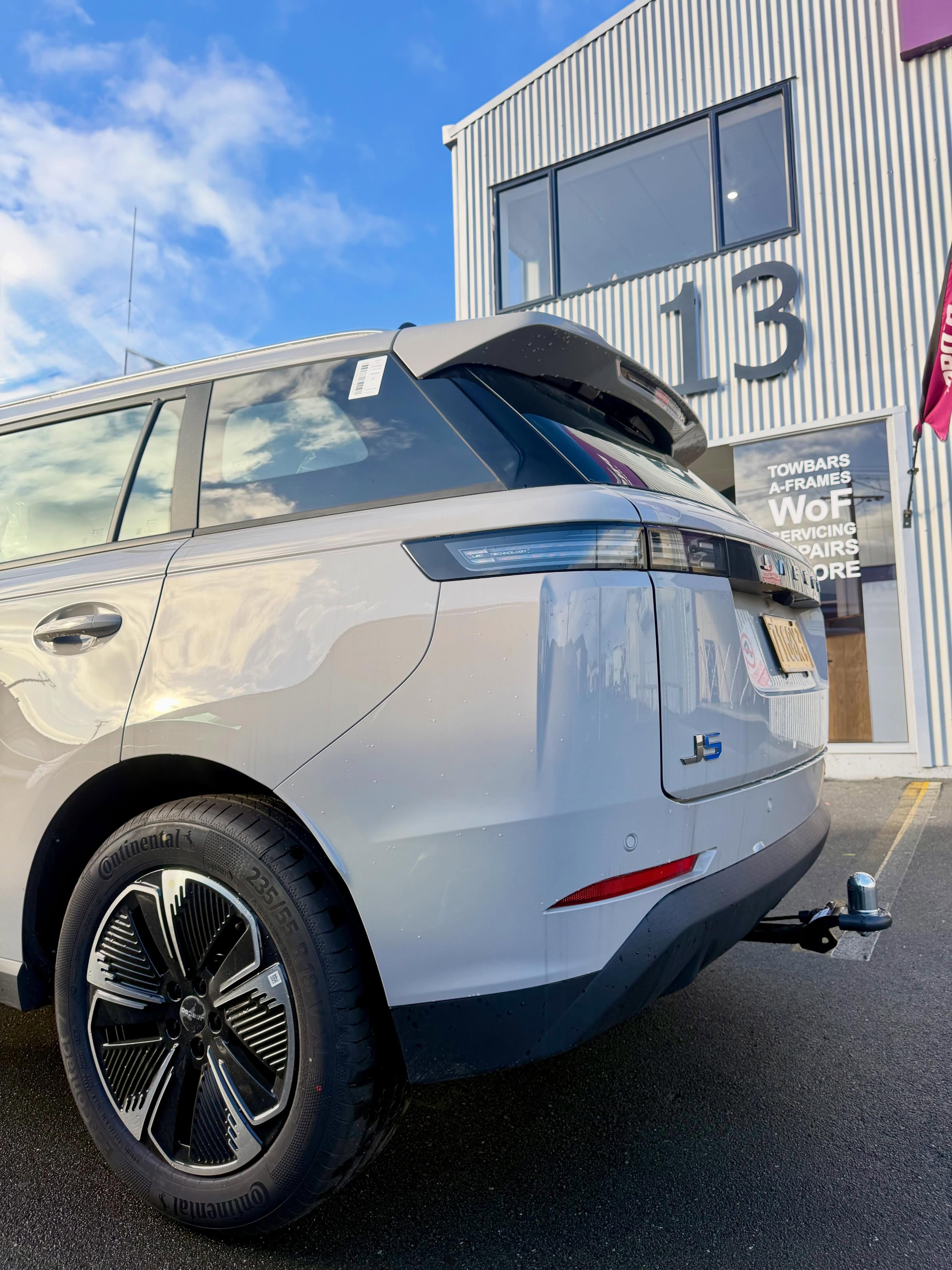 One more for the 2026 Jaecoo J7 👌
📍 Hamilton based | NZ-wide product supply
🏡 13 Bandon Street, Frankton, Hamilton
📞 07 847 2375
Towbars. A-Frames. WOF. Servicing. Repairs & More ⚙️🛠️