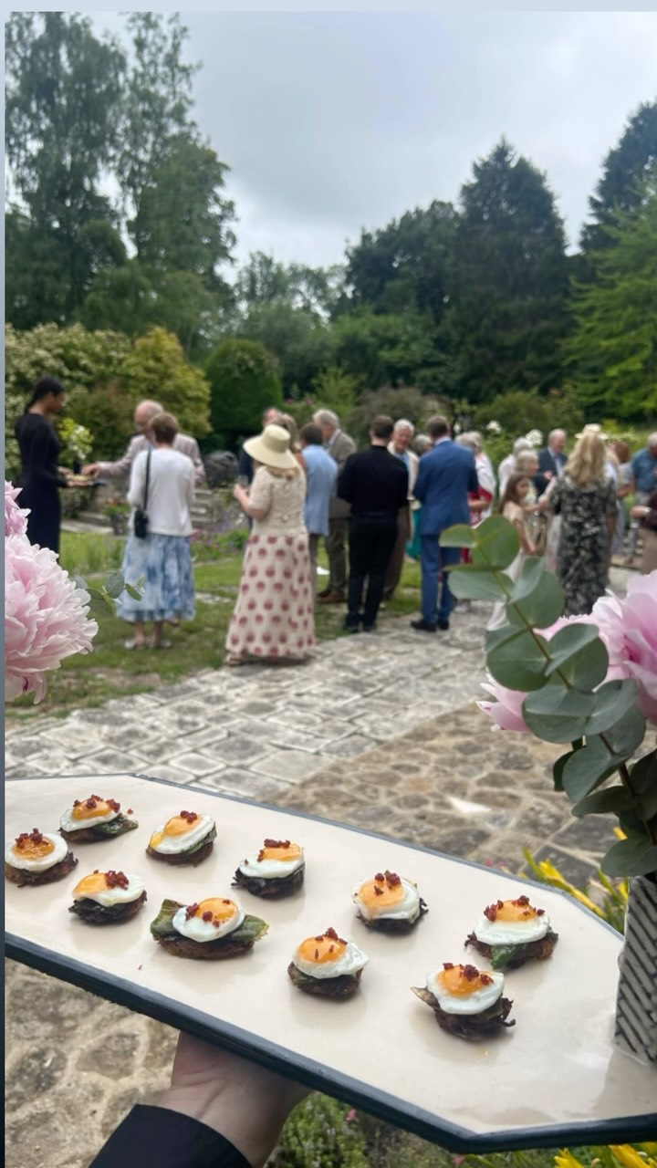Beautiful countryside setting for a special birthday celebration last Saturday. We travelled to Hawkley to served a delicious Spanish tapas feast. Lazy Susan tables with lots of different tapas. From cheese & charcuterie boards to prawns pil pil & chicken & romesco, guests loved it all! Trio of mini desserts to end a perfect meal . Thank you soooo much to the fantastic @greatbritisheventsco for bringing us, it was a lot of fun working with you!