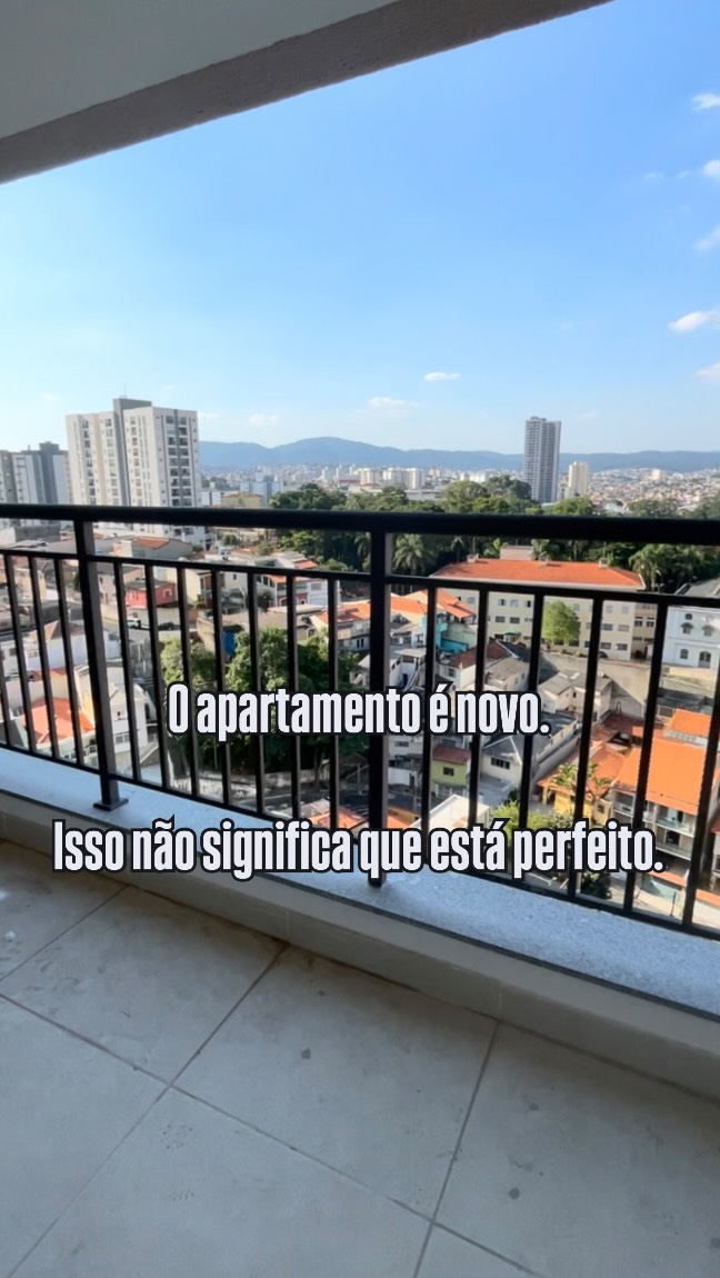 Receber as chaves é um dos momentos mais esperados por quem compra um imóvel.
Mas antes de pensar na mudança, existe uma etapa fundamental: a vistoria de entrega de chaves.
Durante a vistoria, verificamos se o apartamento foi entregue conforme o projeto e o memorial descritivo, além de identificar possíveis inconformidades em acabamentos, esquadrias, instalações elétricas e hidráulicas, entre outros itens.
Muitos proprietários acreditam que um imóvel novo não terá problemas. A realidade é que pequenas falhas podem passar despercebidas e se transformar em transtornos futuros.
Por isso, a vistoria não deve ser tratada como uma formalidade.
Ela é a oportunidade de identificar e registrar pendências antes da ocupação do imóvel.
Você faria essa vistoria sozinho ou preferiria o acompanhamento de um profissional?
#vistoriaimobiliária
#vistoria
#entregadechaves
#imovelnovo