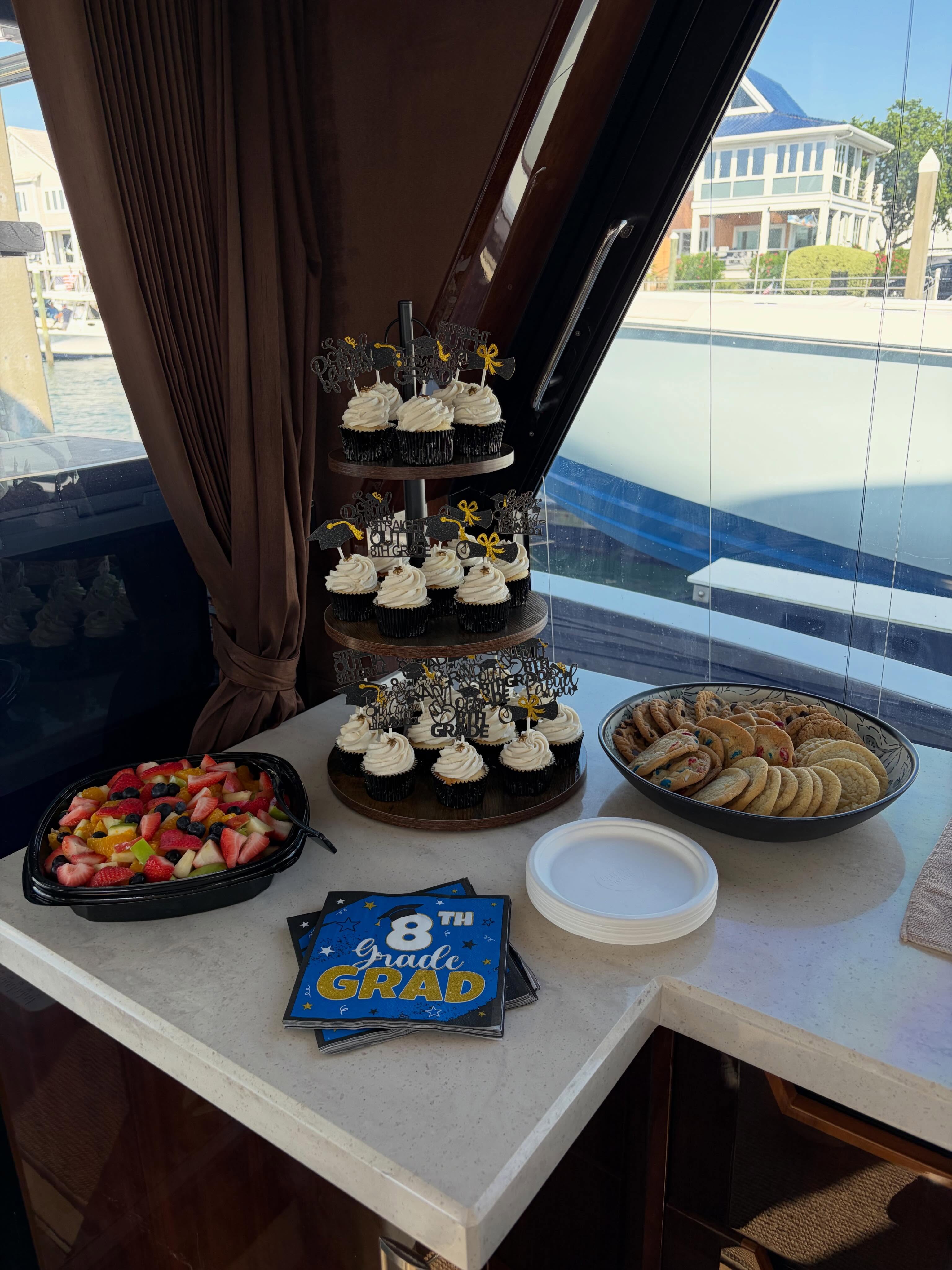 Another fun setup in the books, this time for a graduation party on a yacht. 🎓⚓️
Featuring catering from @shakeshack and @chickfila