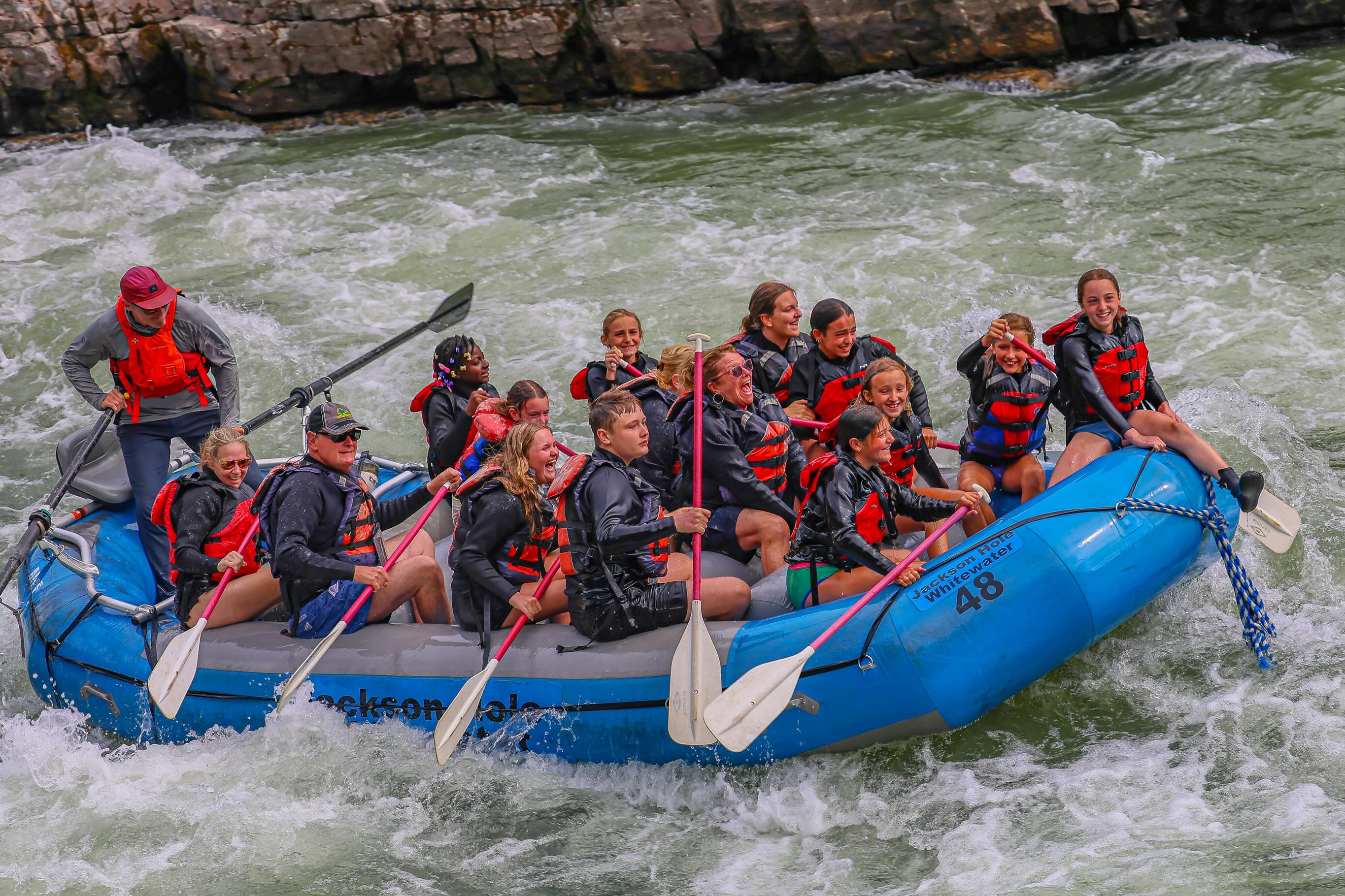 ππ£ White water rafting down the Snake River! π£π
Our Yellowstone crew took on the rapids and finished the day with an 8-mile white water adventure on the Snake River! #thebridgesacademy #bridgesinyellowstone #bridgesadventures
