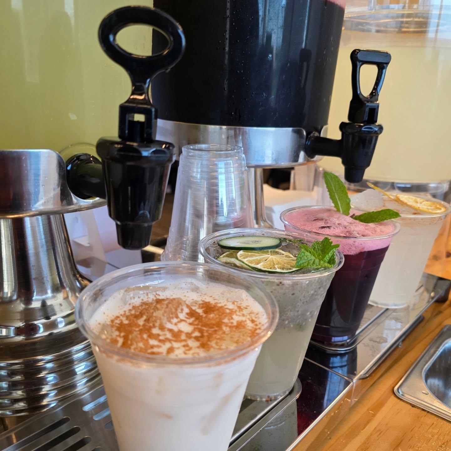 Keep your guests cool this summer. 🥵🧊 Book our aguas frescas cart for your next event or party. Serving up the favorites such as Cucumber-Lime, Jamaica, and Horchata complete with chia and Tajín mix-ins. Click the link in our bio to book!
#tatcoffee #tatcoffeelife #aguafresca #texasheat