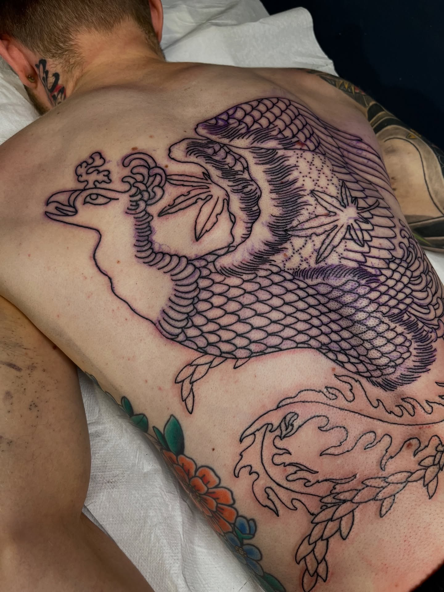 First lines on a new Hou-ou backpiece. I‘m more than grateful for all my dedicated customers 🙏🏻🙏🏻🙏🏻