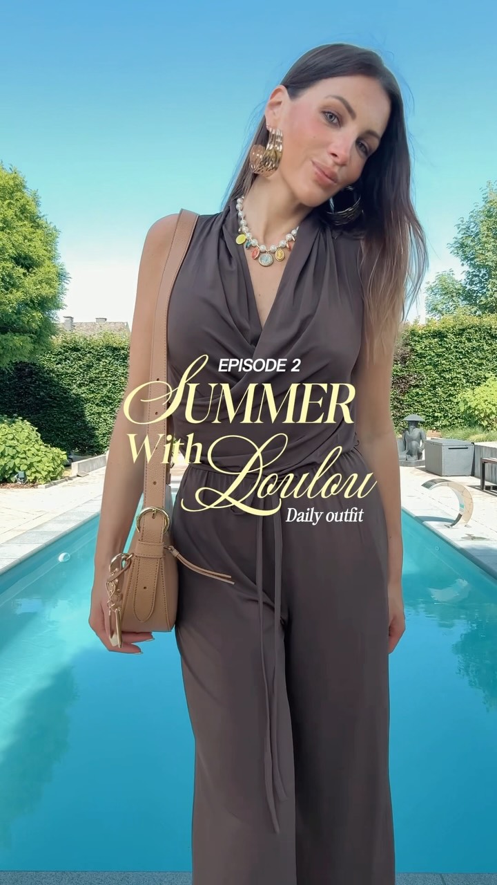Craquez pour cette combinaison lĂ©gĂšre, parfaite pour affronter les fortes chaleurs avec style. âïžâš
Petit rappel : nos boutiques sont ouvertes aujourdâhui !
KNAUF POMMERLOCH : 10H - 19H
MASSEN SHOPPING WEMPERHARDT : 10H - 18H
Nous vous souhaitons une excellente fĂȘte nationale et un trĂšs beau shopping dans vos boutiques LOULOU prĂ©fĂ©rĂ©es. đïžđ
#LOULOU #loulouluxembourg #premiumbrand #shoppingday #luxembourg