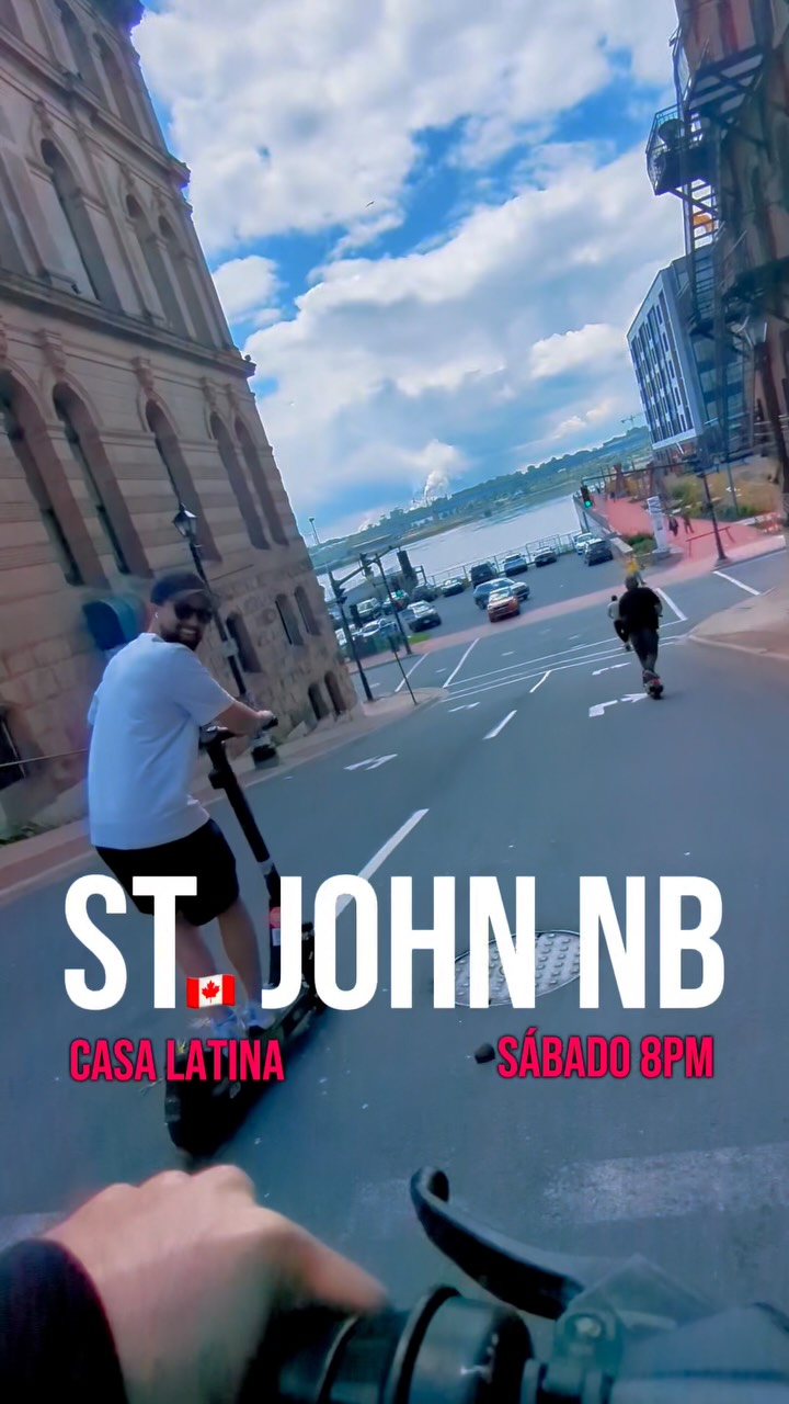 Comedia en Español hoy sábado 8pm en @casa.latinanb 🇨🇦🎉
Últimos tickets en MalPensando.com
Este evento es patrocinado por @cnet.ca y @paladinecorp 🎖️
Muy emocionados!