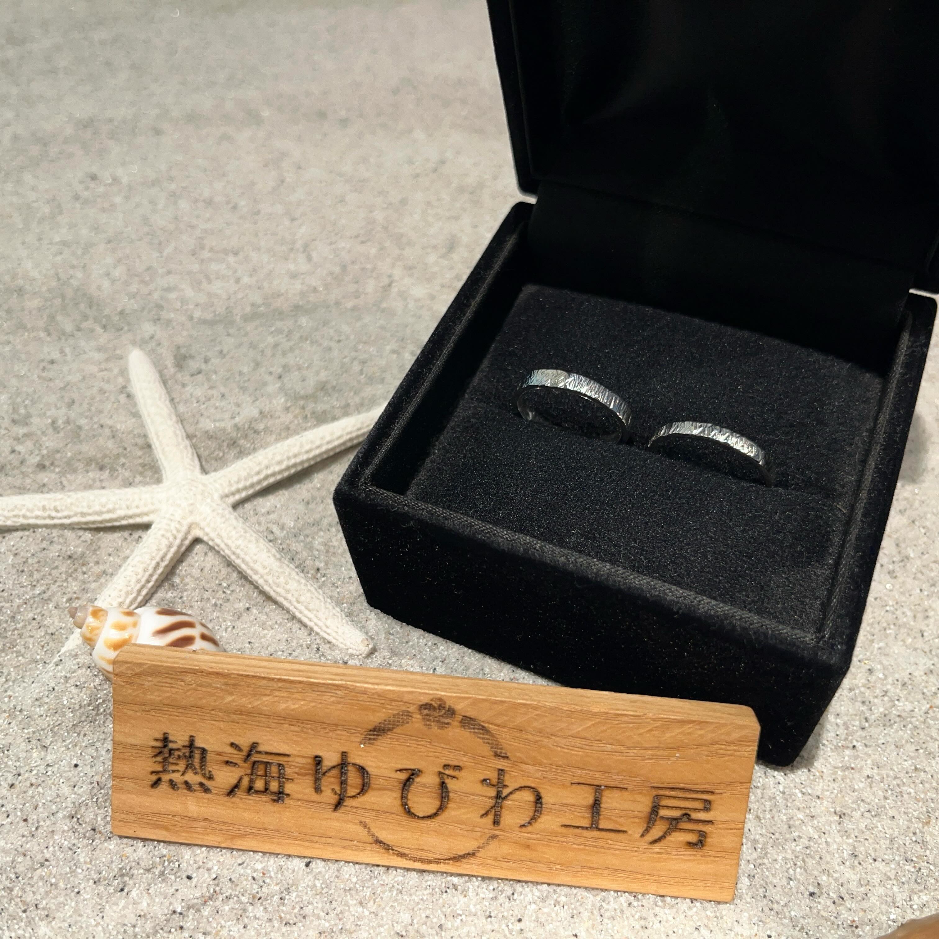 【素材追加のお知らせ】
この度、90分コースで
プラチナ(Pt900)がお選びいただけるようになりました。
※プラチナの場合は所要時間120分となります。
◎プラチナ(Pt900)
幅 ・2.0mm ¥88,000
・2.5mm ¥110,000
・3.0mm ¥132,000
詳しくはHPをご覧ください🌱
皆さまのご来店を心よりお待ちしております💍
