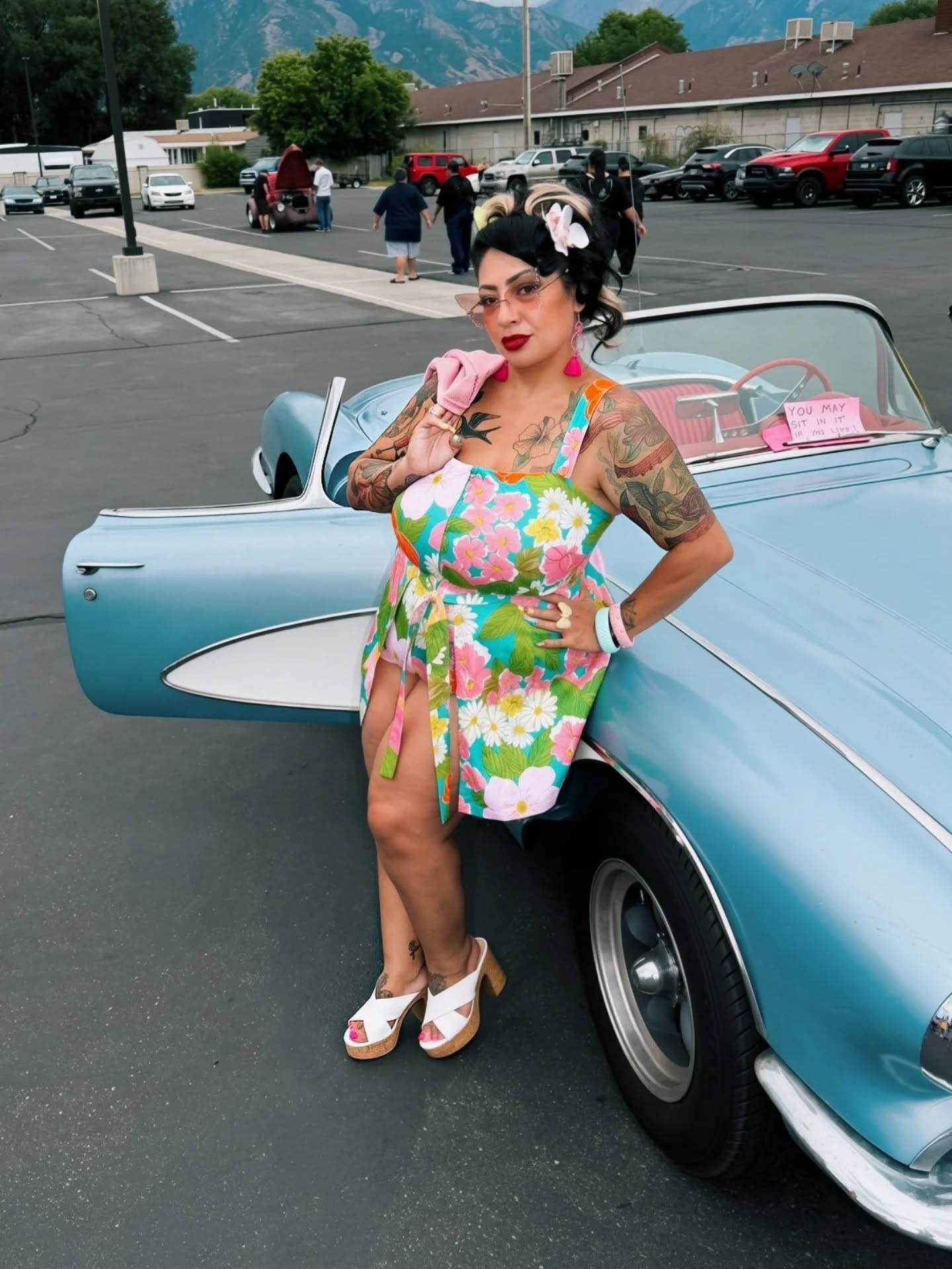 Can we talk about our friend, Mr. Marshall's '59 Corvette?
First and foremost, we thank you for the photo opportunities today, you definitely bring joy and classic beauty to our show!
If you missed us today, we have other things coming up this summer so please stay tuned!!!
Also the hood and back ornaments are looking Divine!!! 💋✨🦩
#damesnation #15yearsandcounting 🩵