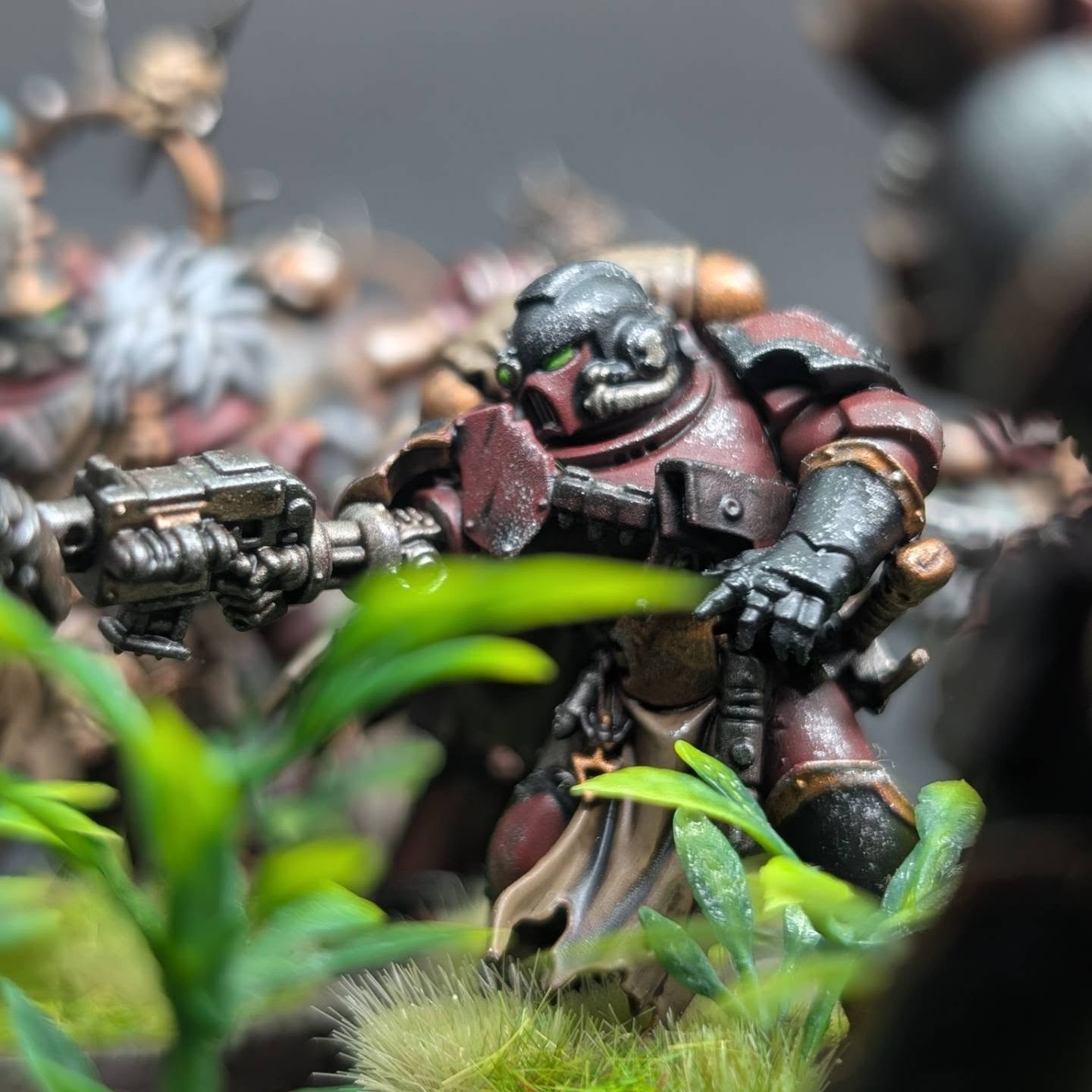 With this bunch of renegades all based, we can now get all up in their little plastic faces. The plants I've used are actually from some terrible quality fake tree, which when ripped up and scaled down, have found a new and far more useful lease of fake life. Good for them. Good for me. And good for you