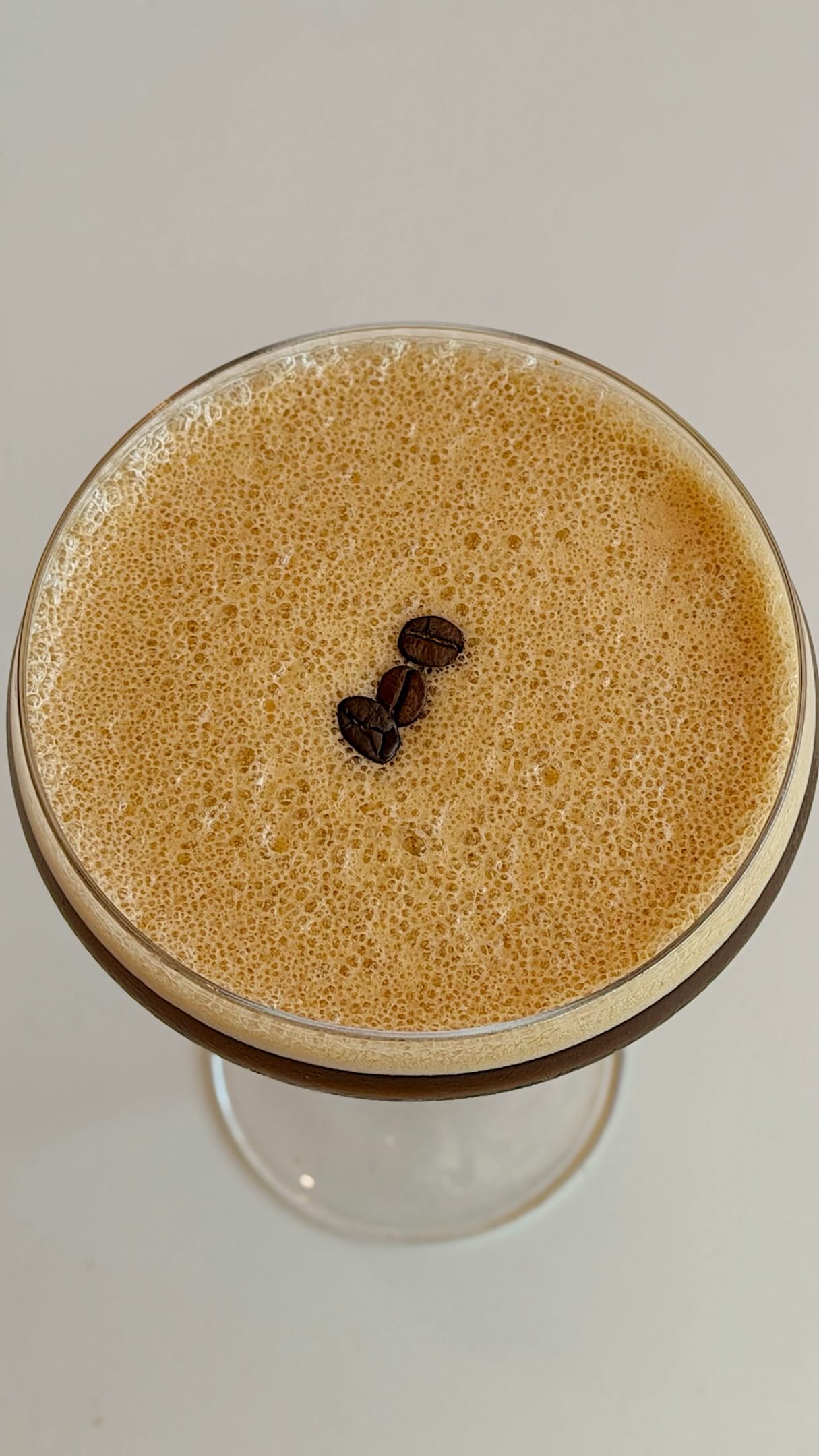 An espresso martini is always the answer to all of your moods. ☺️
✨ $7 on happy hour Tuesday - Friday from 3 - 6pm!
.
.
.
#espressomartinis #baltimorehappyhour #greektownbaltimore