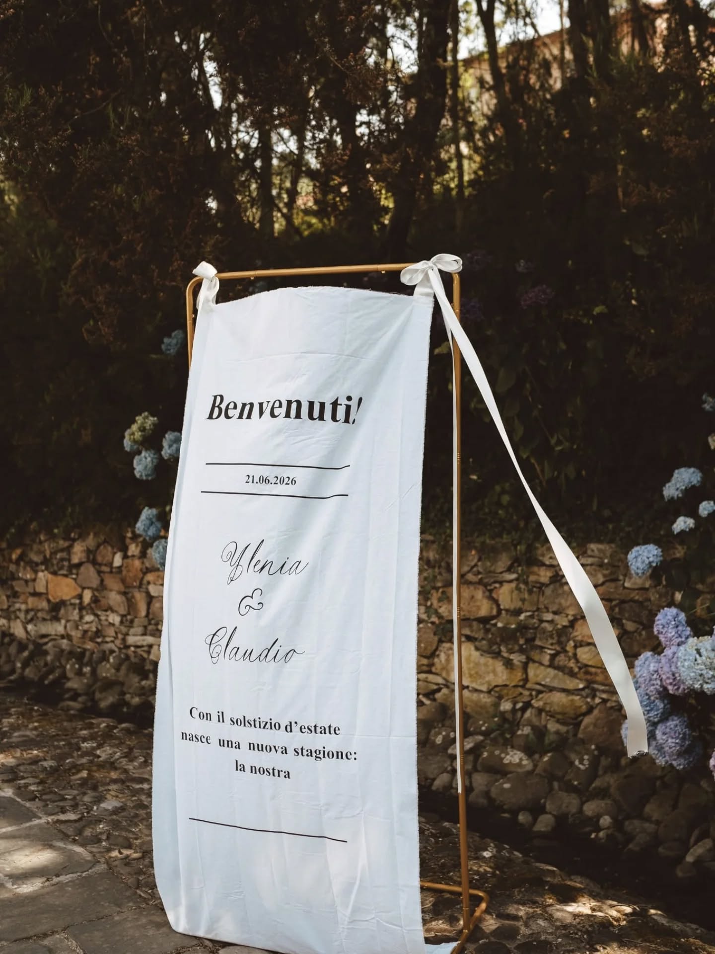 21.06.26. Festa di inizio estate.
Da oggi inizia una nuova stagione: la nostra.
Parte 1
โฅ๏ธ๐ค
@valledibadia
@mirka_wedding_planner
@amandaspinelli.87
@laurasposachic
@matteo_innocenti_photography
@i.fiori.di.nadia
@elle_macrame
@auroracateringpisa
@malvezzicaterinacreazioni
@screenshot_production
@lesposediromagnoli
@laprecisina
