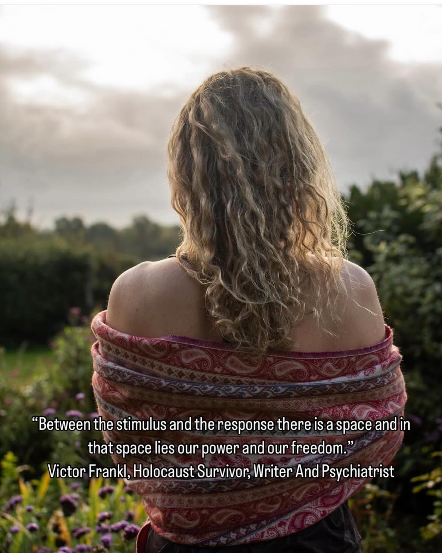 How many times have we responded to someone or something only to wish we could take the response back?
When life feels a little chaotic, even overwhelming, the nervous system and brain can shift into survival mode.
The amygdala reacts quickly, but the prefrontal cortex — the part linked with self-control, perspective, and decision-making — needs a moment of pause to engage.
In plain terms, the brain’s alarm system has often fired before the thinking brain has fully come online.
If this resonates and you need a moment to pause, Yin yoga offers the space to observe the interplay between our physical sensations, emotions and thoughts leading to a deeper understanding of ourselves and our reactions in everyday life.
The studio is blissfully cool, and with temperatures set to rise, the perfect week for a passive Yin practice….. see you on the mat x
#yinyoga #mindfulness #yogastudents #nervoussystemreset #yogateacher