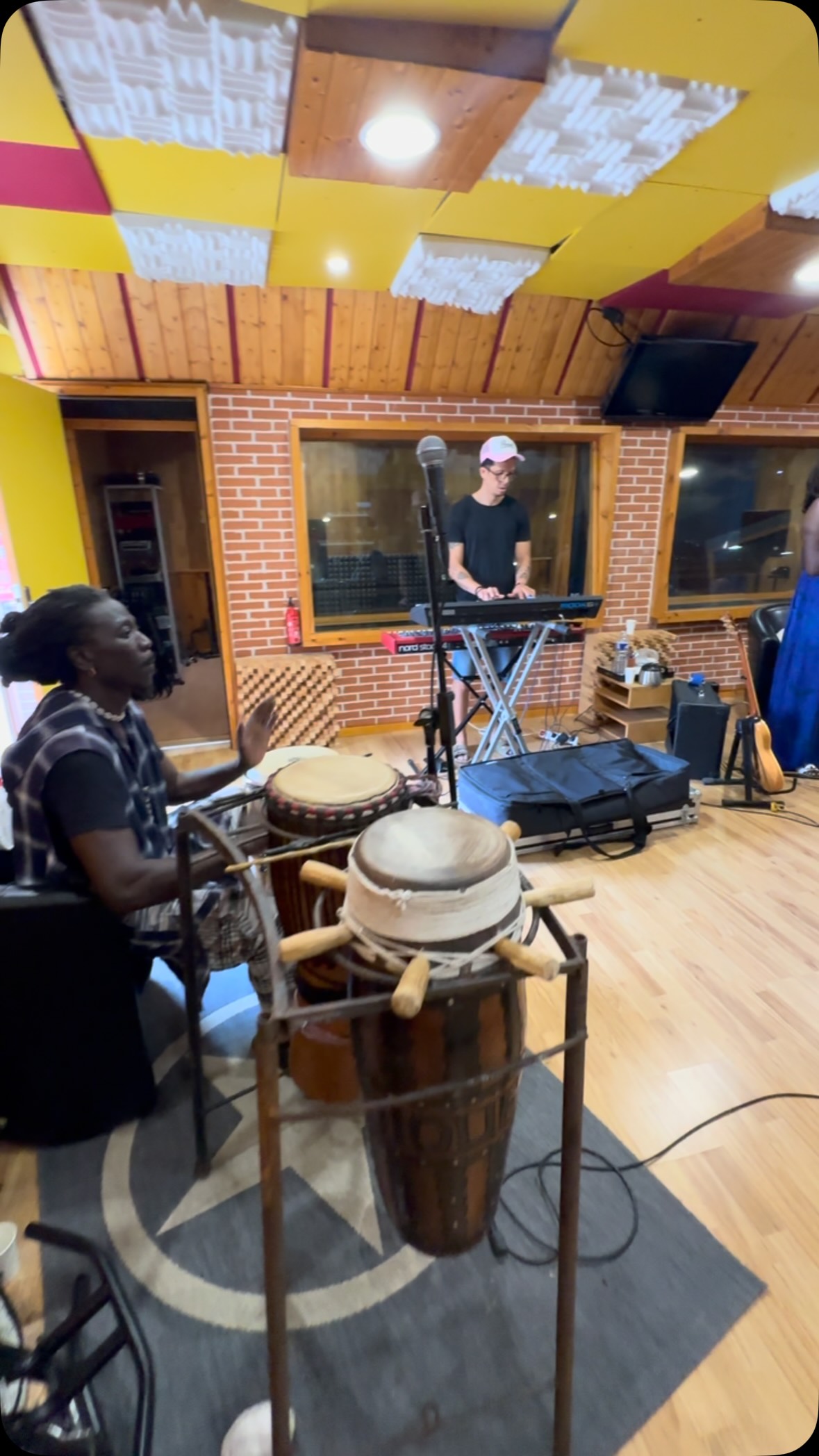 Pro session by Korka Dieng First Lady at Producson Studio Toulouse
#studiodentegistrement
#korkadieng
#senegal
#mixage
#repetition