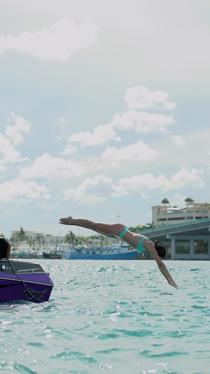 Diving Into Summer Like… 🌊
Swimwear that fits, stays put, and moves with you whether you’re catching waves, diving in, or soaking up the sun. Confidence looks even better in Rain.
•
#swimwear #fitlife #summer #boathairdontcare #boatgirl