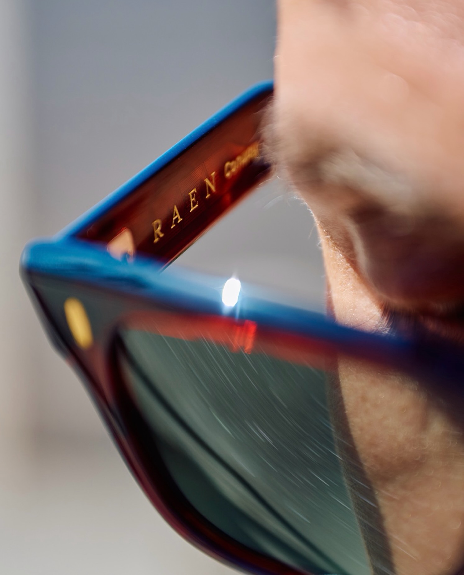 Sunglasses are important - but being able to see clearly while protecting your eyes makes all the difference.
Prescription sunglasses give you the vision you need while keeping harmful UV rays out.
Book your eye exam and ask us about your options.