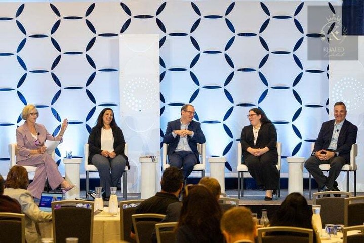 "The technology doesn't exist to do the monitoring we need to do," says Rebecca Mishuris of Mass General Brigham. "All of a sudden, the data is out there."
#DrKhaledAboeldahab
#Criticalcare #LTC #REHAB #Virtualclinic
#www.khaleddahab.com
#www.drkhaledclinic.com