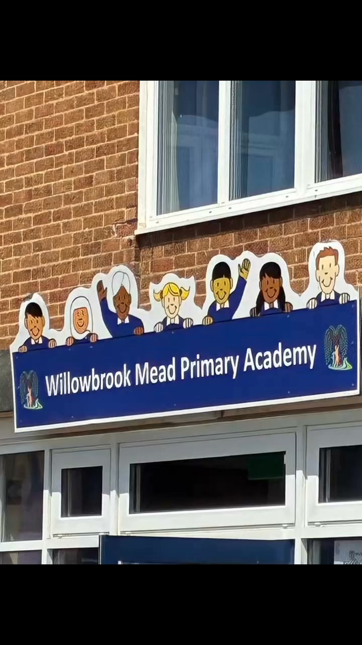 As this academic year comes to a close, I'd like to say a huge thank you to the many schools across Leicestershire that I have had the pleasure of working with.
The most successful outcomes come when schools and families work together. That collaboration is so important in ensuring that children and young people receive the right support at the right time.
Bookings are already being taken for the next academic year.
If you're a school or parent looking for:📚 Dyslexia Assessments🔎 Dyslexia Screeners🧠 ADHD Screeners (QbCheck)
I'd be delighted to help.
📩 Get in touch to discuss your requirements or to reserve an appointment for the new school year.