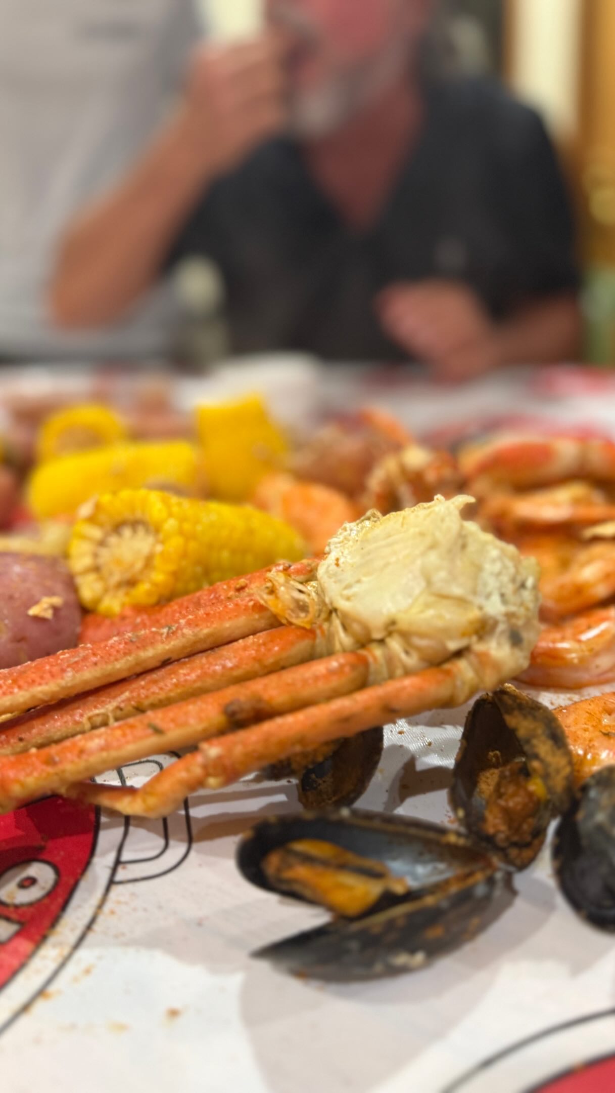 Don’t fight the feeling.. Book a Seafood Boil with Outer Banks Boil Co and satisfy your “pup cup” cravings 😉🦀
Call us or head online to book and Catering or a Take Out Pot