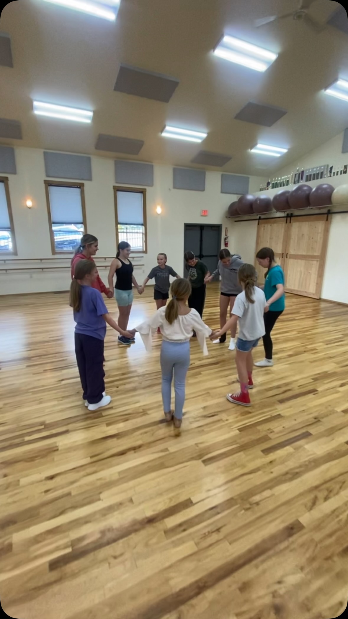 What an incredible time at our Firecracker Dance Camp! ❤️🤍💙
We danced, laughed, learned, and made so many amazing memories together. Thank you to everyone who brought the energy and made this camp such a huge success! We couldn't have asked for a better group.
The fun isn't over yet... 👀✨
Stay tuned for a special surprise dropping on July 4th! 🇺🇸You won't want to miss it!
#cadslife #creativeartsdancer #redwhiteandboom #babyyoureafirework #dance