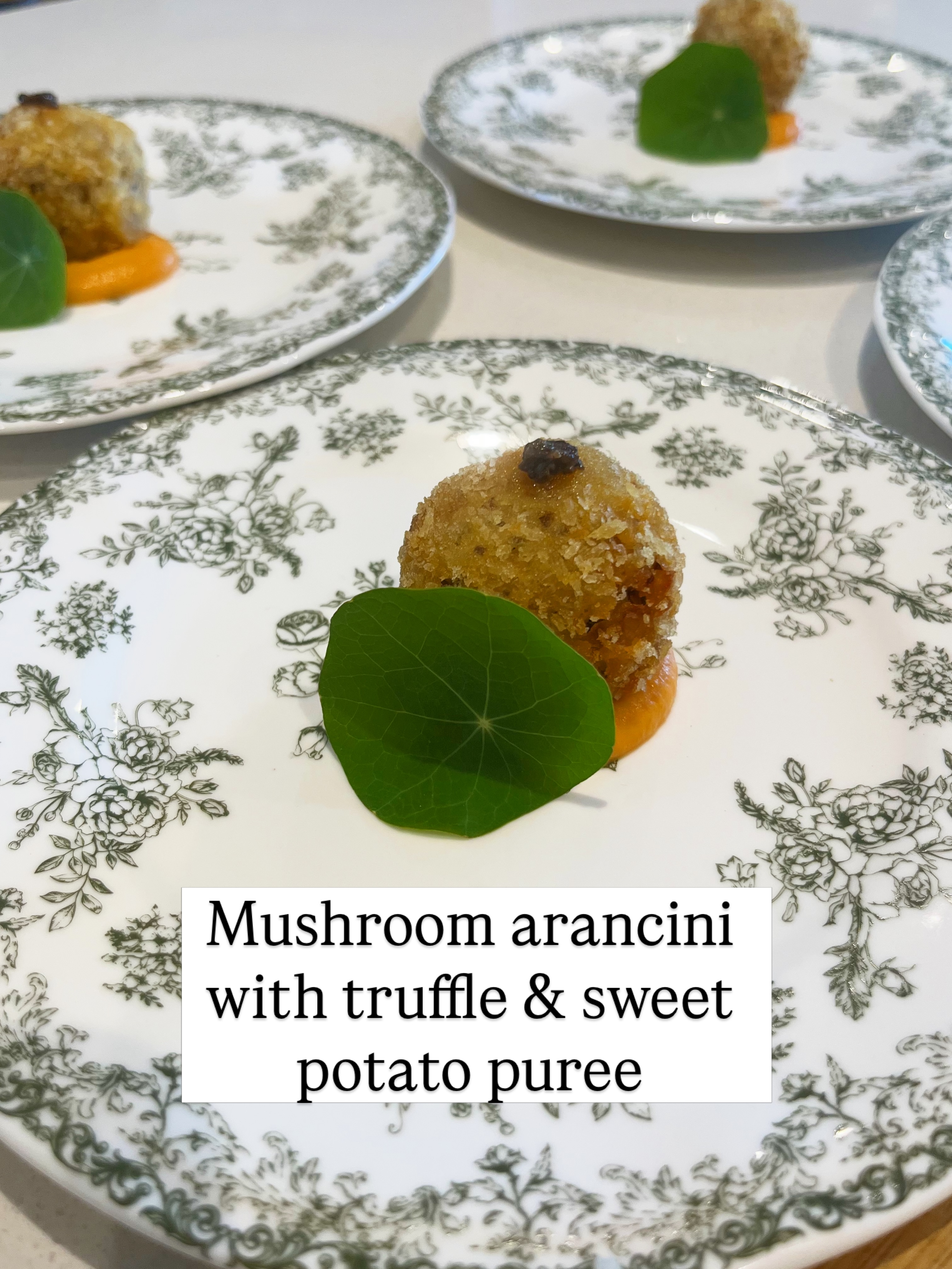 Everything comes in its own time, in its own way. And often, the waiting makes the getting all the sweeter.
A very special lunch dining experience I did yesterday. The most beautiful couple surrounded by family celebrating a long awaited day.
Wishing them so much love and happiness always.
#privatechefballito