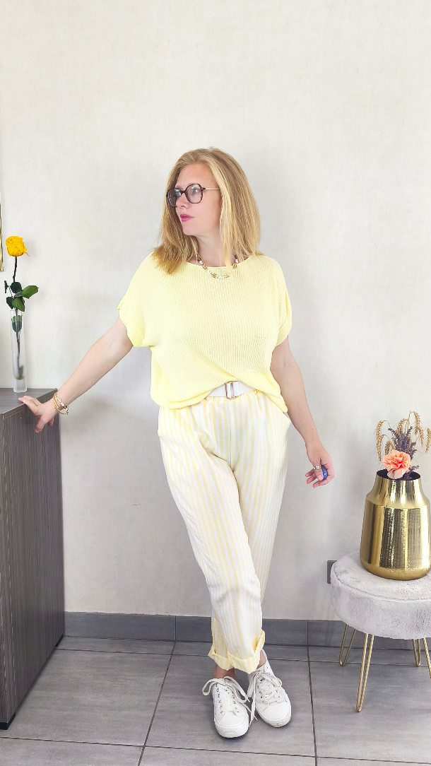 🌅 1 tenue, 3 coloris… et déjà un coup de cœur 💛
Il y a des ensembles qui tombent juste et sans effort.
Le haut VANY associé au pantalon MARIO, c’est exactement ce genre de duo facile à porter, confortable et qui fait une silhouette moderne en un clin d’œil 👌
Aujourd’hui je te montre les 3 coloris disponibles, parce que oui… impossible de choisir juste un seul 🤭
💛 Des teintes lumineuses pour l’été
💛 Une coupe fluide qui s’adapte à différentes morphologies
💛 Et un style simple à accessoiriser selon ton humeur
C’est typiquement le genre de pièce que tu portes en journée, en soirée, en vacances… bref, partout 🌿
💬 Dis-moi en commentaire : tu craques pour quel coloris ?
.
.
🗓️ Et reste bien connectée… la collection SUNSET GLOW arrive très vite 🌅
.
.
.
#modefemme #lookdujour #ensemblefemme #modeete #sunsetglow