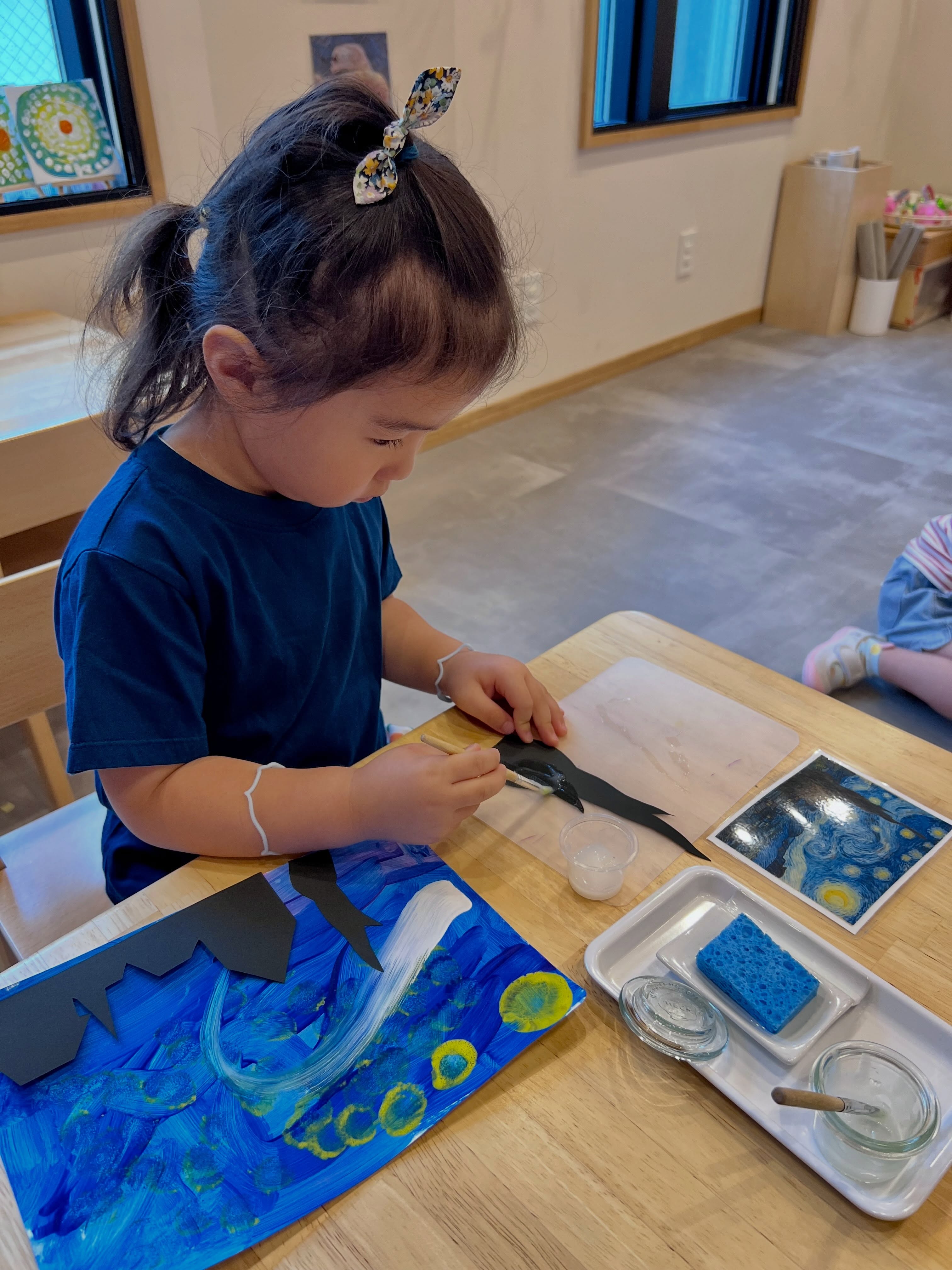 Starry Starry Night....surrounded by some of Vincent van Gogh’s well known paintings in our classroom this week, we fell in love with the artist’s use of contrasting colours. His yellow sunflowers and bright stars were our favourites. We touched the swirls of paint in our own paintings, ate what we think he may have ate while he stayed in Paris, and we now recognise so many of his paintings! Another great week at Dandelion Summer Camp!
Which Vincent van Gogh painting is your favourite? Tell us in the comments!
