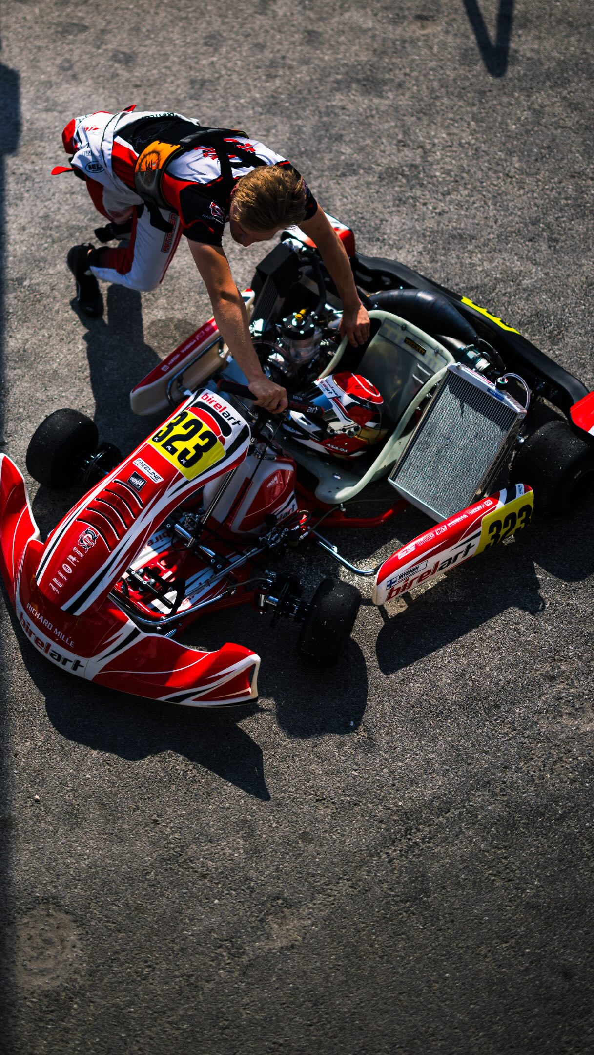 Speechless.
Sarno left us empty handed.
This wasn’t the weekend we came there for. It hurts, it’s frustrating, and there’s no point pretending otherwise.
I’ll take the hit and reflect it all.
📹: @matteoessevisuals
#mara #gomara #fiakartingeuropeanchampionship