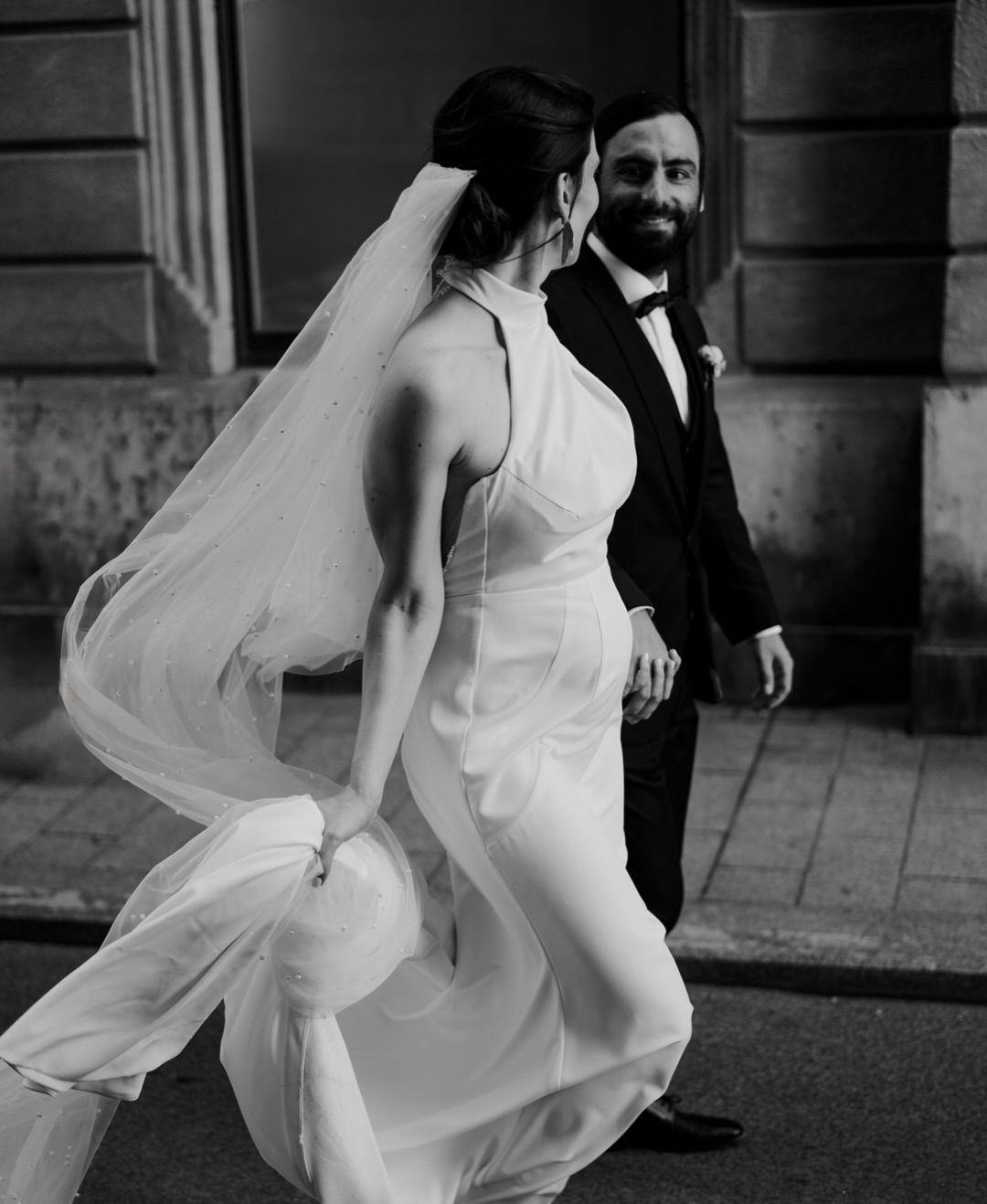 Chilean-Hungarian vibes never get boring🥂
.
.
.
#chileanwedding #destinationphotographer #destinationweddingphotography #budapestwedding #bridestyle b