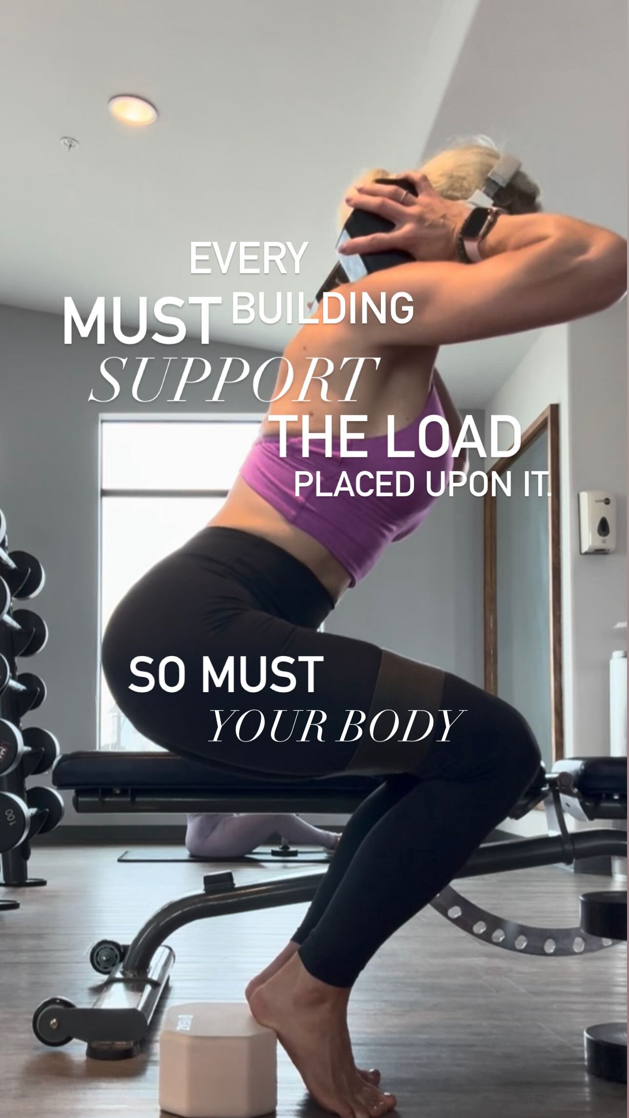 Your body wasn’t designed to avoid load.
It was designed to carry it intelligently.
After 40, weeks naturally lose muscle mass. The solution isn’t simply lifting heavier. It is teaching your body how to organize itself under load.
I train the NERVOUS SYSTEM first.
Then the MUSCLES.
Then add WEIGHT.
#ArchitectOfTheBody #StrongAfter40 #MoveWithIntention #InteligentStrength #strongwomen