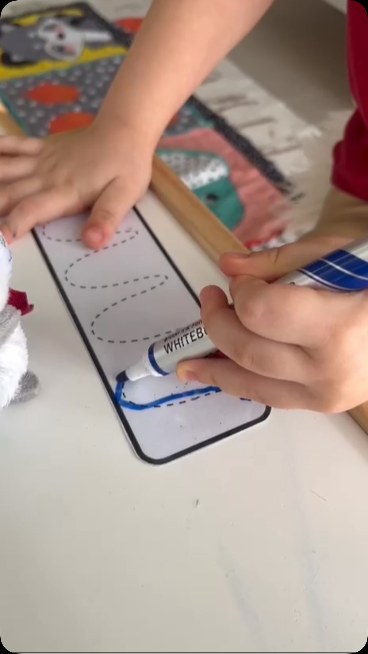 ✏️🖐️ Fine motor skills are the foundation for so many important early learning milestones!
During this session, our fully qualified British EYFS teacher guided our FS1 learner through engaging hands-on activities designed to strengthen finger muscles, improve hand-eye coordination, and develop pencil control. These essential skills support future handwriting, drawing, cutting, self-care tasks, and overall classroom confidence.
Learning through play is at the heart of the EYFS curriculum, and it’s wonderful to see our young learners building these key skills while having fun! 🌟
#angeltutors #eyfs #FS1 #finemotorskills #earlyyearseducation