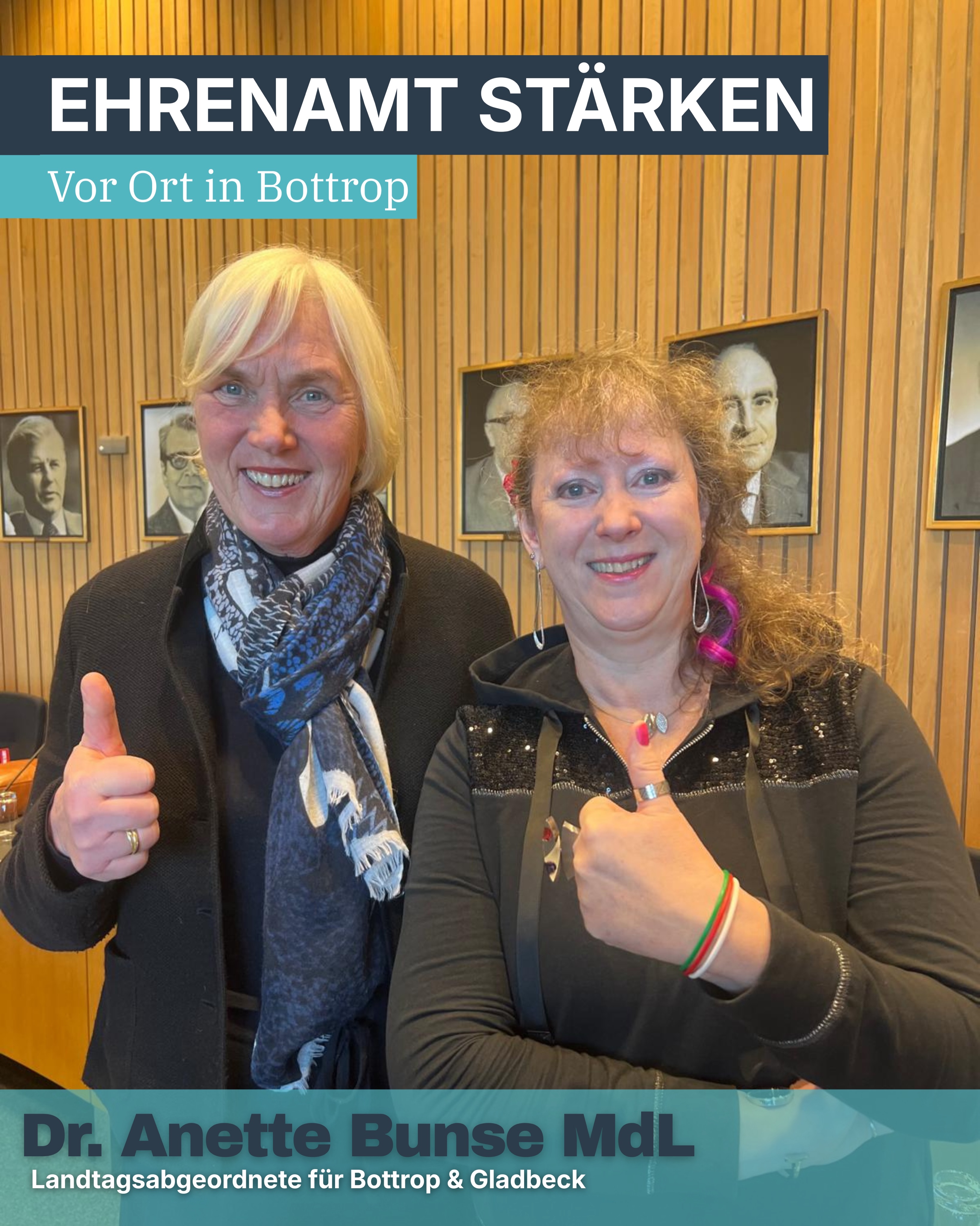 Gestern war ich bei der Eröffnung der Fotoausstellung „Kultur:Vernetzt – Ehrenamt in Kirchhellen“ in Bottrop-Kirchhellen. 📸
Die Ausstellung macht sichtbar, was unsere Gesellschaft zusammenhält: Menschen, die sich vor Ort engagieren, Verantwortung übernehmen und Gemeinschaft leben. Gerade Kultur, Brauchtum, Vereinsleben und Ehrenamt zeigen, wie viel Kraft in unseren Städten steckt, wenn Menschen miteinander ins Gespräch kommen und gemeinsam anpacken.
Ein herzliches Dankeschön an die Ehrenamt Agentur Bottrop für die Einladung und die gelungene Veranstaltung. Besonders möchte ich mich bei Andrea Milz, Staatssekretärin für Sport und Ehrenamt des Landes Nordrhein-Westfalen, bedanken, die dieses Projekt ermöglicht und sich seit Jahren mit großer Überzeugung für das Ehrenamt in NRW einsetzt.
Ehrenamt verdient Sichtbarkeit, Wertschätzung und starke Unterstützung. Genau das wurde gestern Abend in Kirchhellen deutlich. 🙌
#Ehrenamt #Kirchhellen #Bottrop #NRW #KulturVernetzt