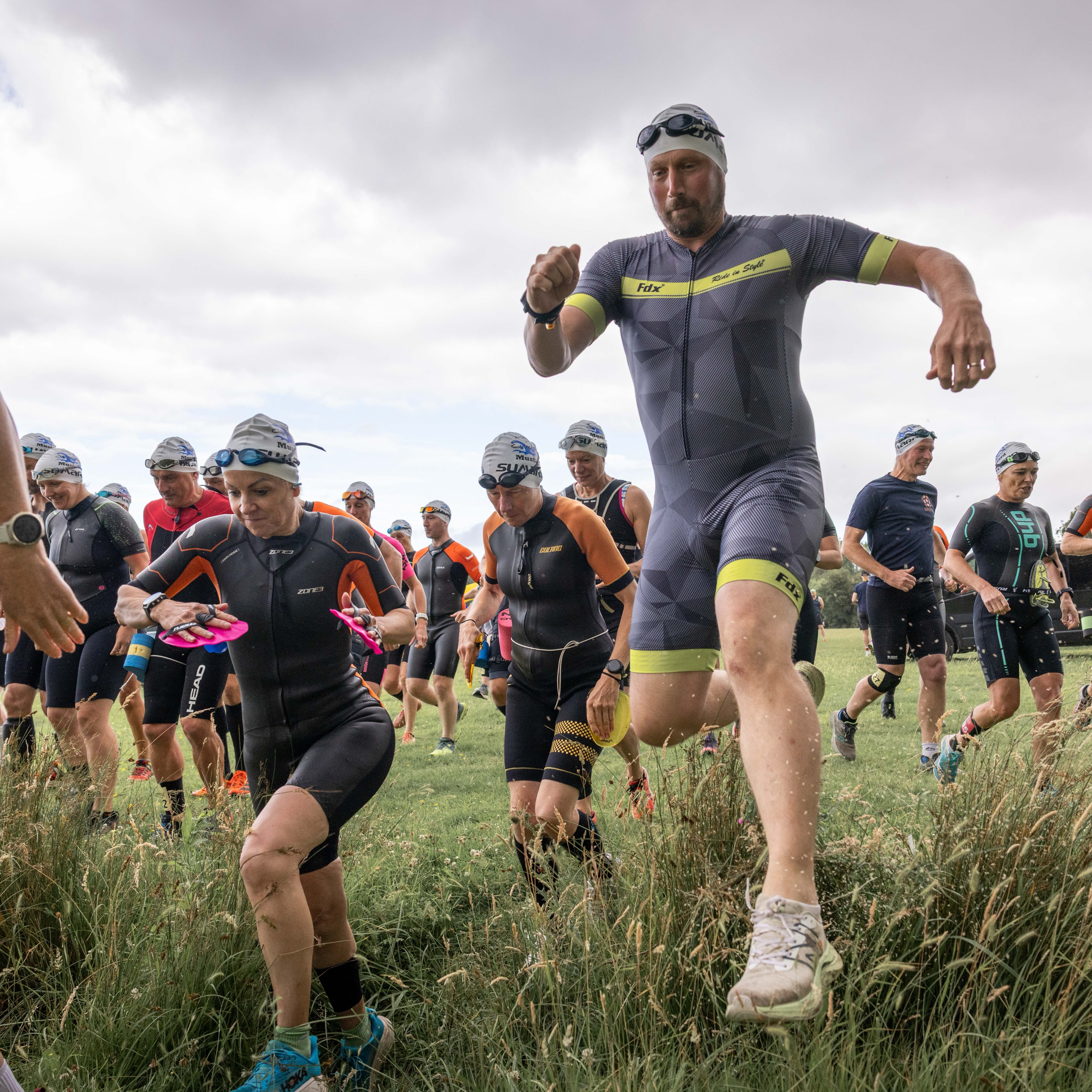 Another great @sumarpo_official @askeenasmustardevents Swimrun at @grafham_water this morning ππββοΈ
Well done to everyone that took part. The full race photo album will be available to view soon πΈ
You can check out all the previous yearβs photos in the mean time β‘οΈ https://www.sbdphotography.co.uk/akamustard
#swimrun #outdoorsports #swimming #running