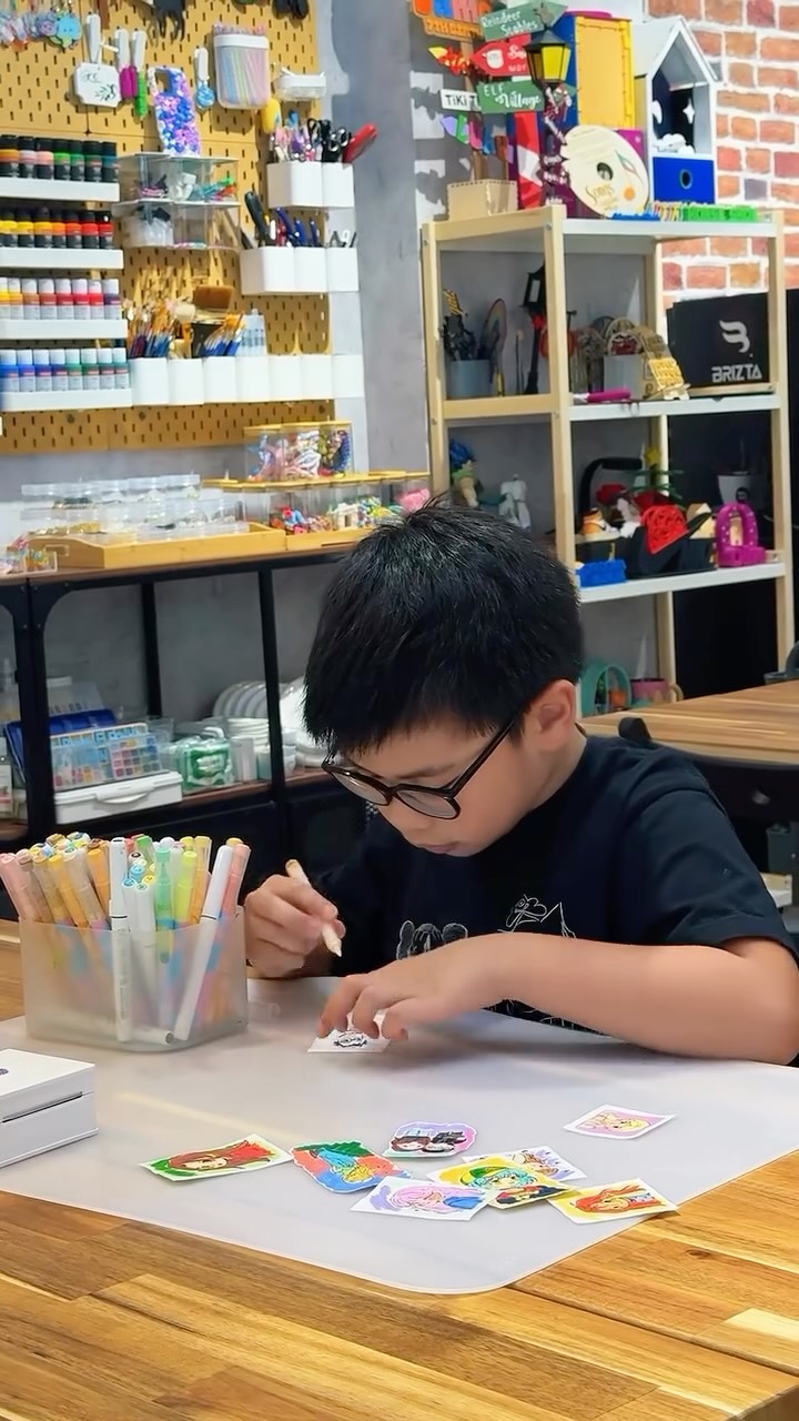 At our studio, you don’t just print a sticker, you create it. 🎨✨
Color your own chibi, then watch it become a personalized sticker you can actually use. Cute, creative, and made by you from start to finish. 💛
#AMRStudio #ArtWorkshop #event #Dubai #artisforeveryone