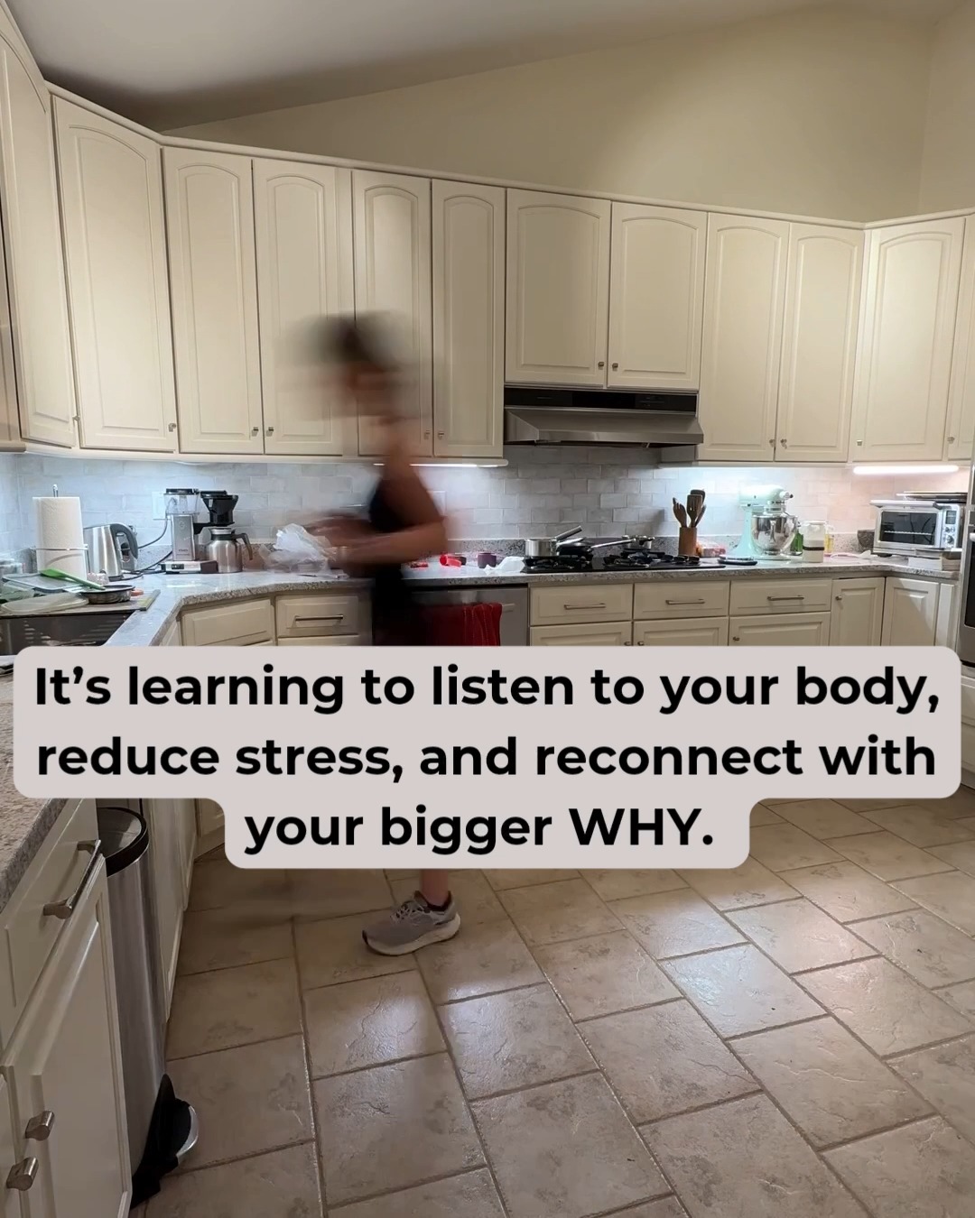 One of the hardest parts of menopause is that the things that used to work...suddenly don't. 😅
So many women respond by trying to control food more.
More rules.
More restriction.
More guilt.
But what if the answer isn't controlling food more?
What if it's reconnecting to yourself?
Mindfulness isn't another diet. It's learning to slow down long enough to notice:
✨ Are you hungry?
✨ Are you stressed?
✨ Are you tired?
✨ Did you even taste your food?
Because most women don't actually want a smaller body.
They want more energy.
More confidence.
More freedom.
To feel good again.
That's the bigger WHY. 💛 What’s yours?
#Perimenopause #MindfulEating #MenopauseSupport #MidlifeWomen