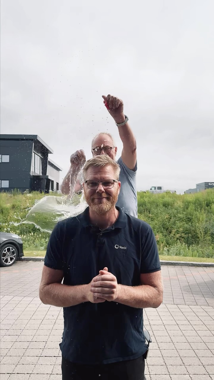 Sommertips til bilen din i sommer 😍☀️
Skal du kjøre langt i sommer? Her er noen tips som kan være lurt å sjekke ut før turen.
Vi hjelper deg gjerne om bilen din har behov for en sjekk 🚘🛠️