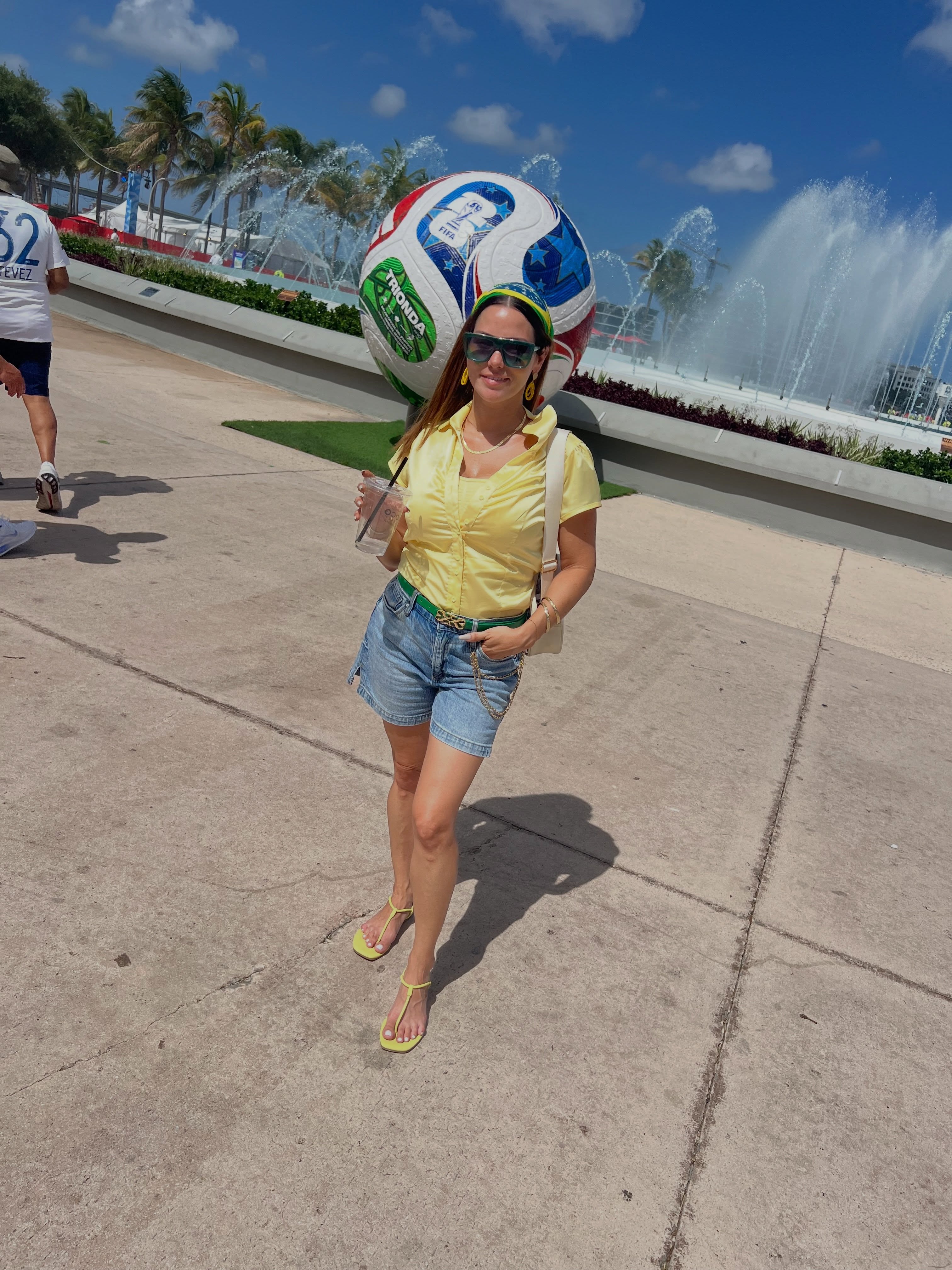 Day 3 of our World Cup Shenanigans in Miami was HOT 🥵
We ate at 305 Picanha, a Brazilian restaurant near Bayfront Park and the food was so good!
Then headed to Bayfront Park for Fan Fest and OH MY GOODNESS, even as a Floridian, the weather was extremely hot. I would have not survived without my mini fan.
But it is a must if you are in Miami, I mean, this might be a once in a lifetime event.
#miami #fanfest #worldcup
