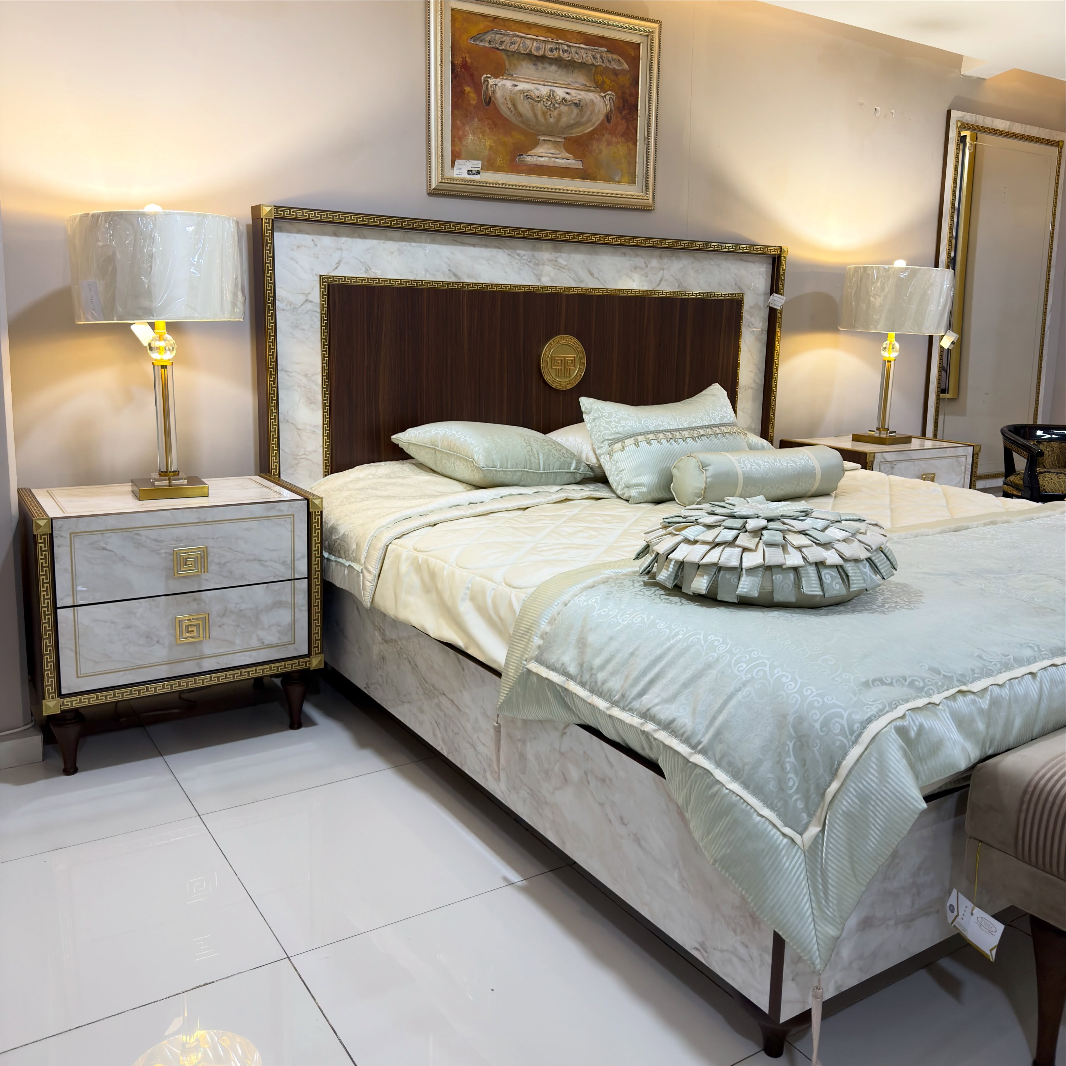 Recámara Colección Romantica 🇮🇹 Precios Especiales, Entrega Inmediata!
🌐 https://www.dortizmuebles.com
📲 https://wa.me/523314096151
TE ESPERAMOS EN NUESTRAS SUCURSALES:
📌SUCURSAL ZAPOPAN
Av. Patria No. 603 Esquina Aldous Huxley
Colonia Jardines Universidad
Zapopan, Jalisco México.
Cel Ventas 33 2612 1670
📌SUCURSAL NAUCALPAN
Periférico Blvd. Manuel Avila Camacho No.550
Naucalpan de Juárez, Edo Mex.
Cel Ventas 55 6086 6314
#dortizmuebles #mueblesdeitalia #mueblesimportados #mueblesitalianos #mueblesitalia muebles salas comedor familyroom interiordesign muebleria muebles furniture jalisco cdmx