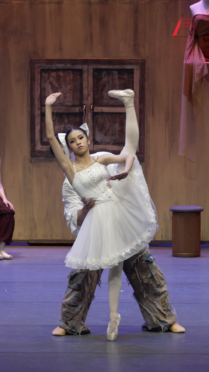 laughter. romance. mischief. magic. ✨
This is Coppélia, a full-length classical ballet brought to life by our incredible dancers, presented by Asia Ballet Academy & Asia Ballet Theatre.
From months of rehearsals to three unforgettable shows, this production was a journey we will treasure forever. Thank you to everyone who made it possible — our dancers, teachers, parents, sponsors, and every single person who joined us in the theatre 🩰🌸
until next time 🤍✨
