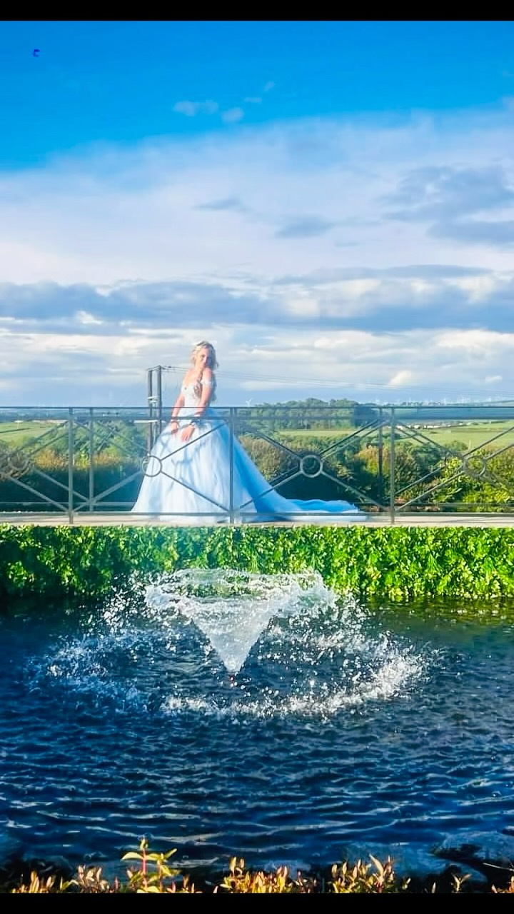 A moment straight out of a storybook. 📖✨ Abbie @abbierigby5 shines in our Bowen Prom Ball Gown, proving every girl deserves her fairytale moment. 👗💙
#princessmoment #promday #promroyaleglasgow #prom2026