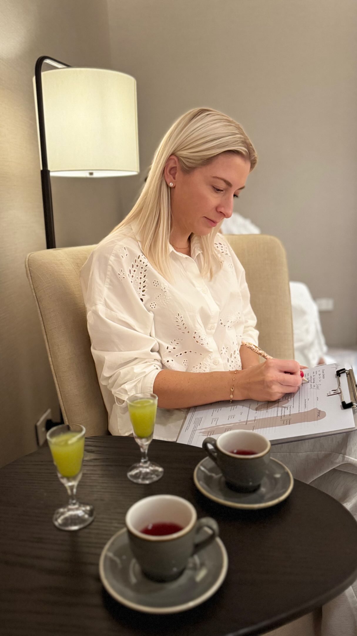 There is always two types of people in a friendship
One who just needs 5 more mins, and the other ready to seize the day.
@suzmoore87 is up and rearing to go ready for her first ever @cosmeticcollective_au conference.
Day one …. Let’s go
Stay tuned and prepare for the conference spam
#ccc26 #juvae #cosmeticcollectiveconference #goldcoast #barebeautybrisbane