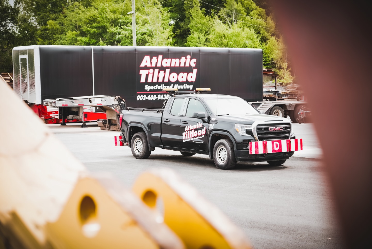 Oversize load on the move? Our certified escort vehicles help keep your shipment safe, compliant, and moving from start to finish. When you haul with Atlantic Tiltload, we’ve got you covered every mile of the way.
Schedule Your Next Haul:
Nova Scotia: (902) 468-9438
New Brunswick: (506) 343-4412
Visit Us Online: www.atlantictiltload.com
#canadatransport #heavyhaul #NovaScotiaTransportation #CanadaJobs #Truckers