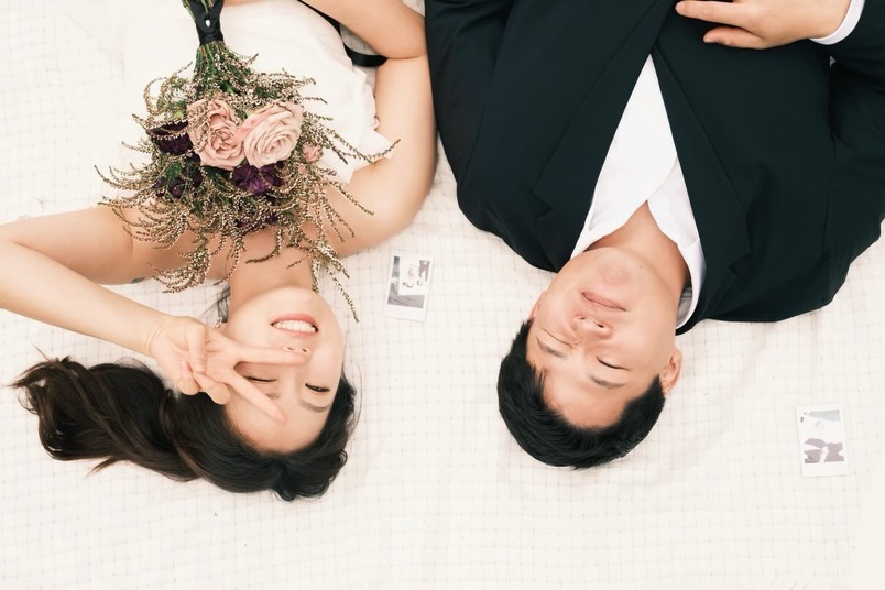 💫
Different stories💌
Different eyes 📸
Same heart💖
Watch this space🪄
新しい出会いと、新しい表現を。
これからも、Lovers Knotらしさはそのままに✨🤍
どうぞお楽しみに〜😙🌈
📸 @jh_photo.feb