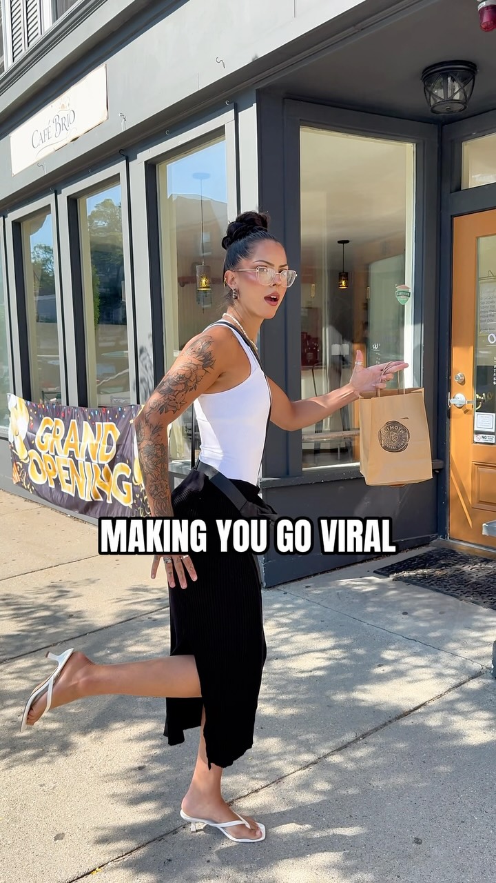 Guilty. 🙋♀️🎥🌟 Virality isn't the strategy, but sometimes we pop off…😏
#socialmediaproblems #socialmediamarketing #viralreel