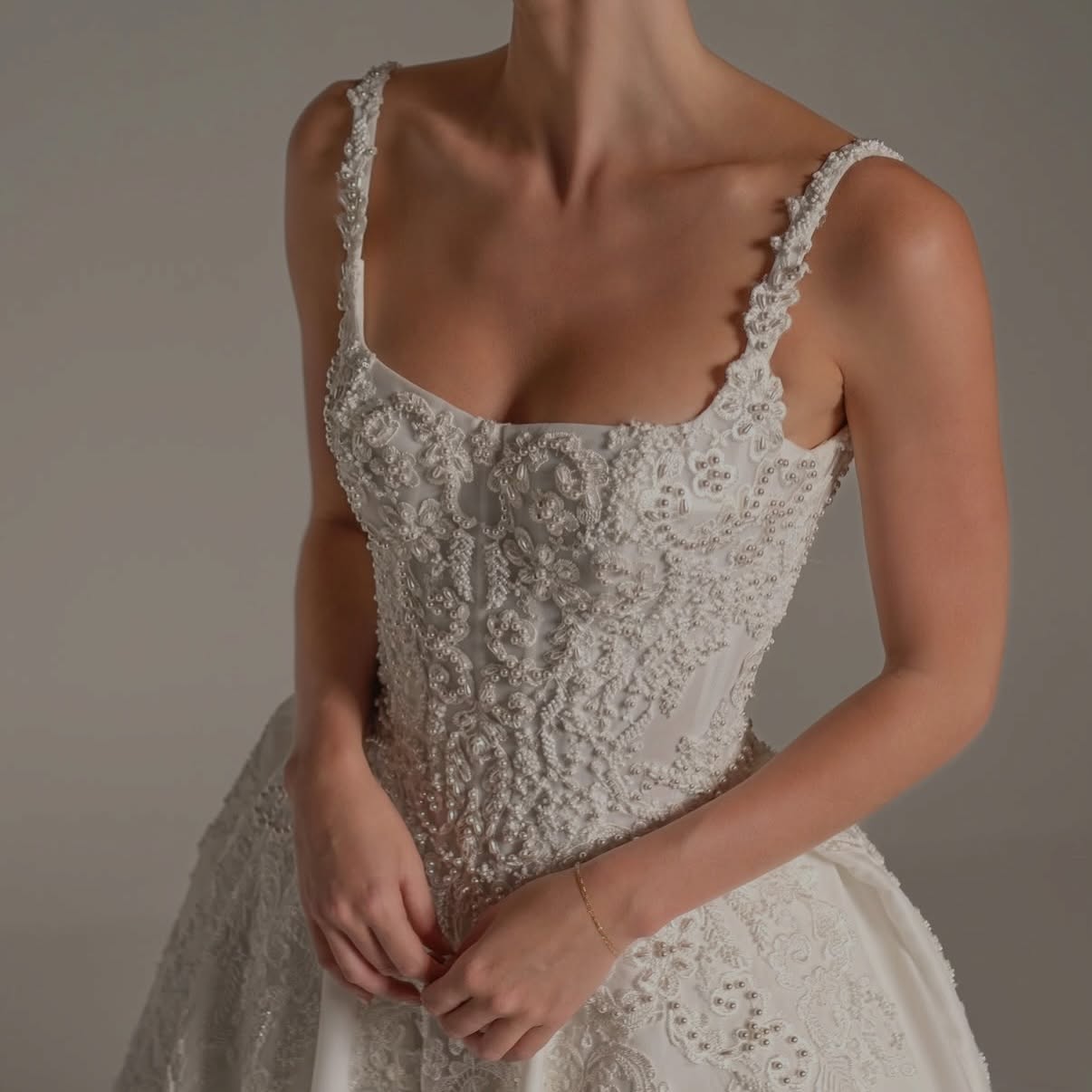 A new favorite just landed at Savvy 🤍. Come see this stunning gown in store.
@blanchebridal | Bernadette