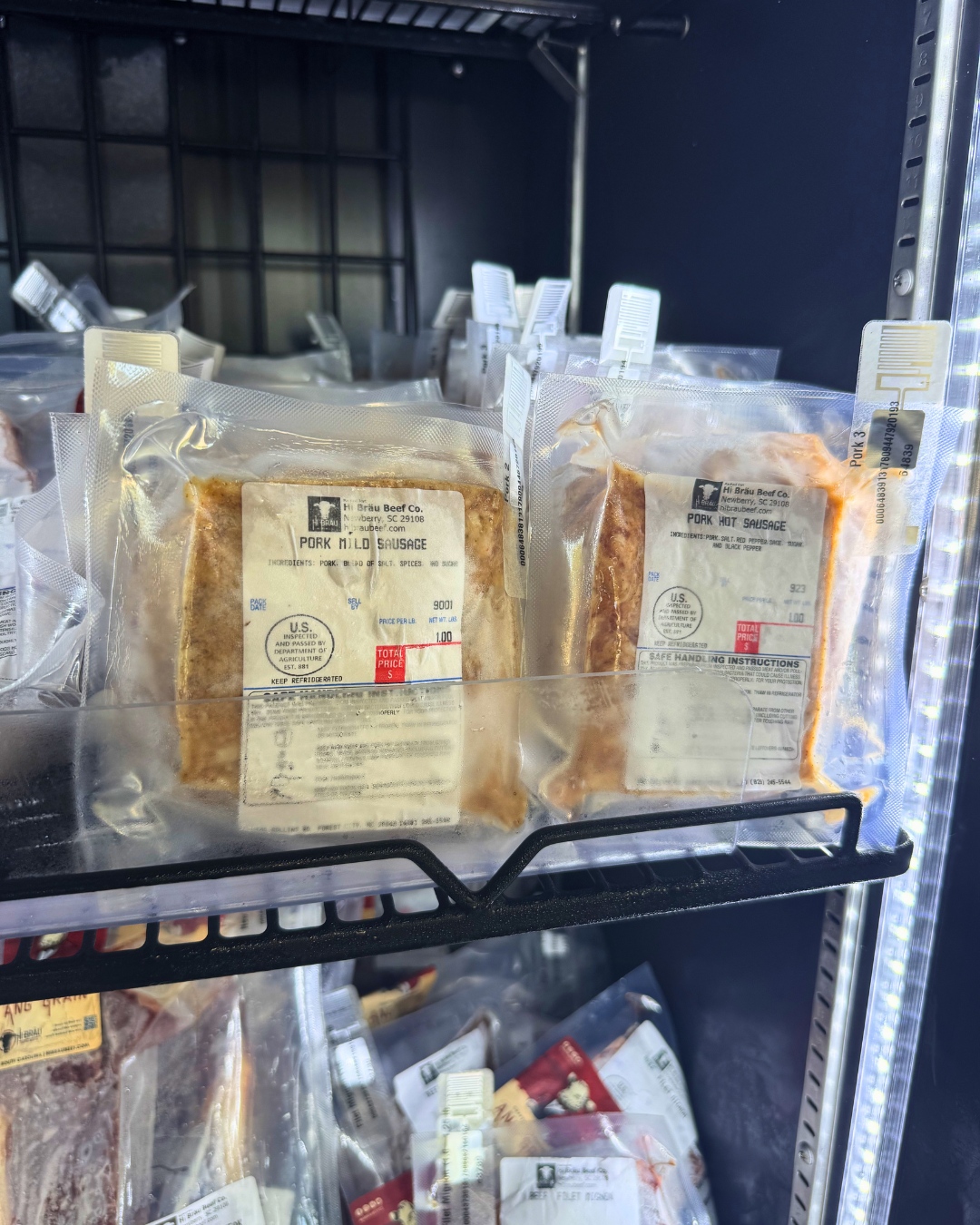 Need something for a last-minute cookout or Fourth of July gathering? We've got you covered 24/7. 🇺🇸🎆
You'll still find all the Hi Brau favorites:
• Ground Beef
• Burger Patties
• Ribeyes
• Sirloins
• NY Strips
• Filets
But now we've added pasture-raised pork, too:
• Mild Pork Sausage
• Hot Pork Sausage
• Bratwursts
• 2" Thick King's Cut Pork Chops
📍Stop by the shop in Newberry and stock up whenever it's convenient for you.
#HiBrauBeef #PastureRaisedPork #FourthOfJuly #GrillSeason