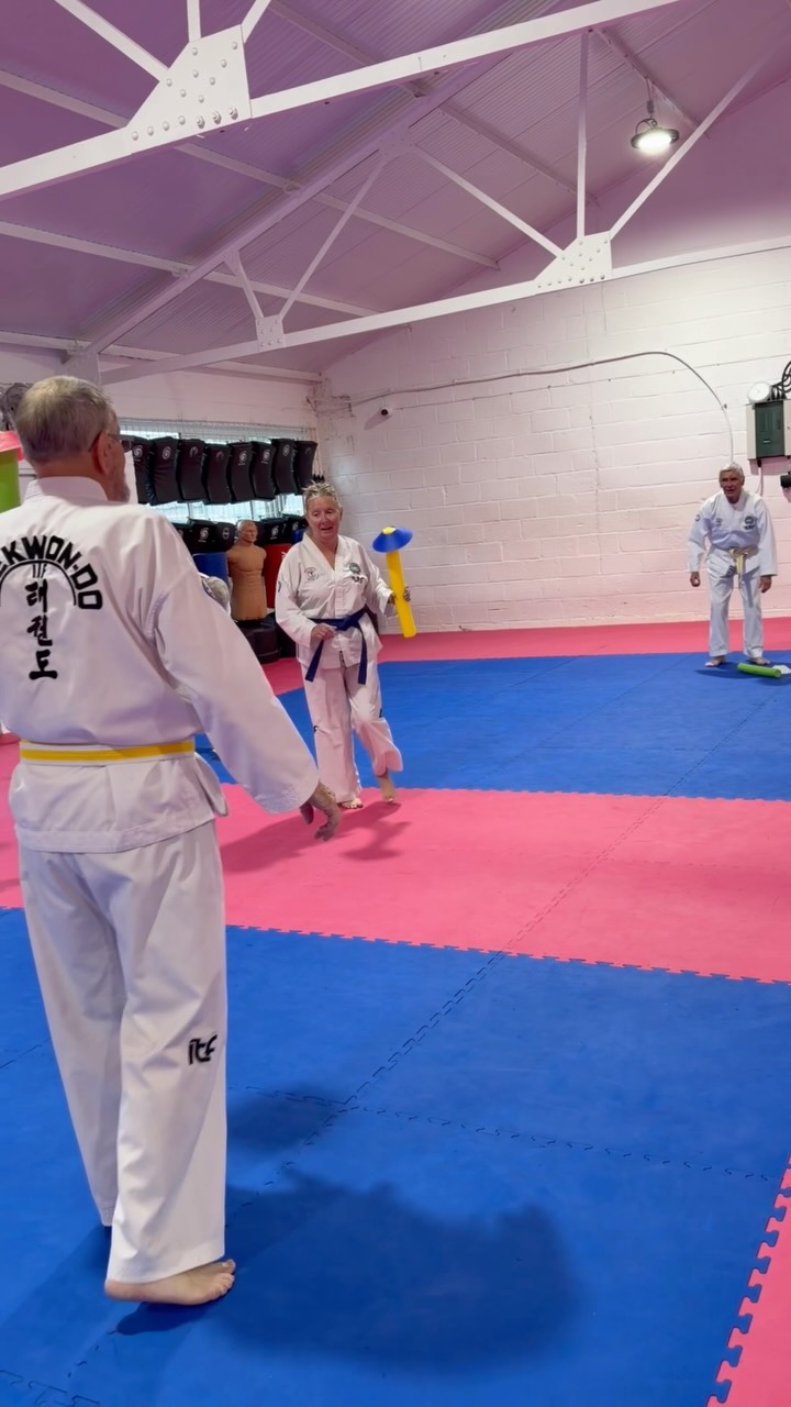 One of the best things our over 60s members talk about isn’t the fitness or the kicks.
It’s the people.
A warm, welcoming group of people at the same stage of life, showing up together, challenging themselves together, and genuinely enjoying each other’s company.
First 4 weeks completely
worcestershiremartialarts.co.uk/senior-taekwondo
#worcester #droitwich #martialarts #taekwondo