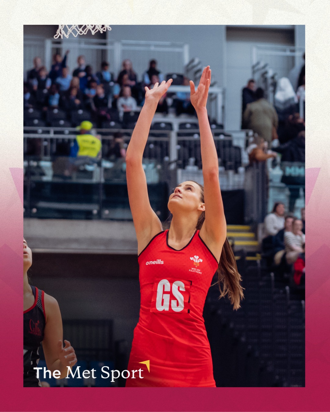 Road to Glasgow: Georgia Rowe and the depth of Cardiff Met’s netball pathway.
“Playing netball at Cardiff Met developed me both on and off the court"
Read more > The Met Sport (Link in Bio)
______________________
Y Ffordd i Glasgow: Georgia Rowe a dyfnder llwybr pêl-rwyd Met Caerdydd.
“Mae gen i rai o’r atgofion gorau o fy amser yng Nghaerdydd Met,” meddai. “Datblygodd chwarae pêl-rwyd yno fi ar y cwrt ac oddi arno."
Darllenwch fwy > > The Met Sport (Dolen yn y Bio)
#TeamWales #TîmCymru #CommonwealthGames #Glasgow2026