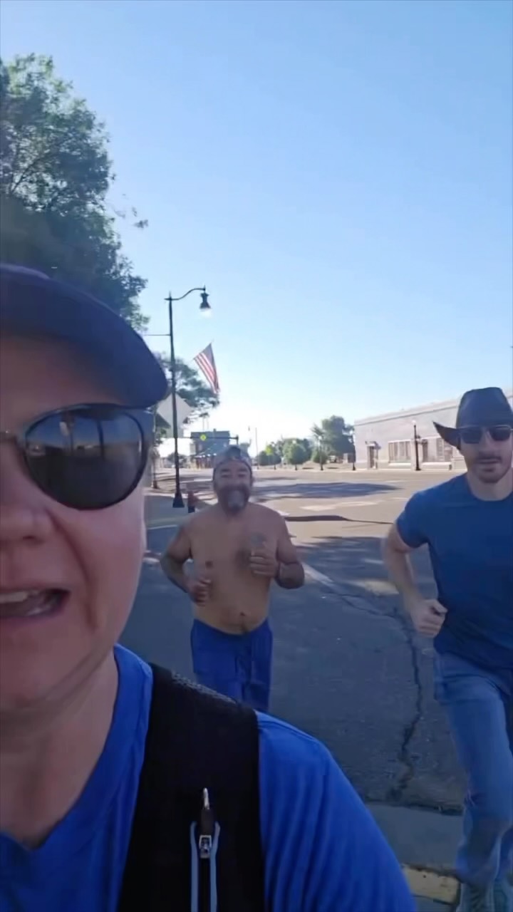 What has Dickinson become😔🫣!
Poor @olya_kleinjan just trying to train for her half marathon.