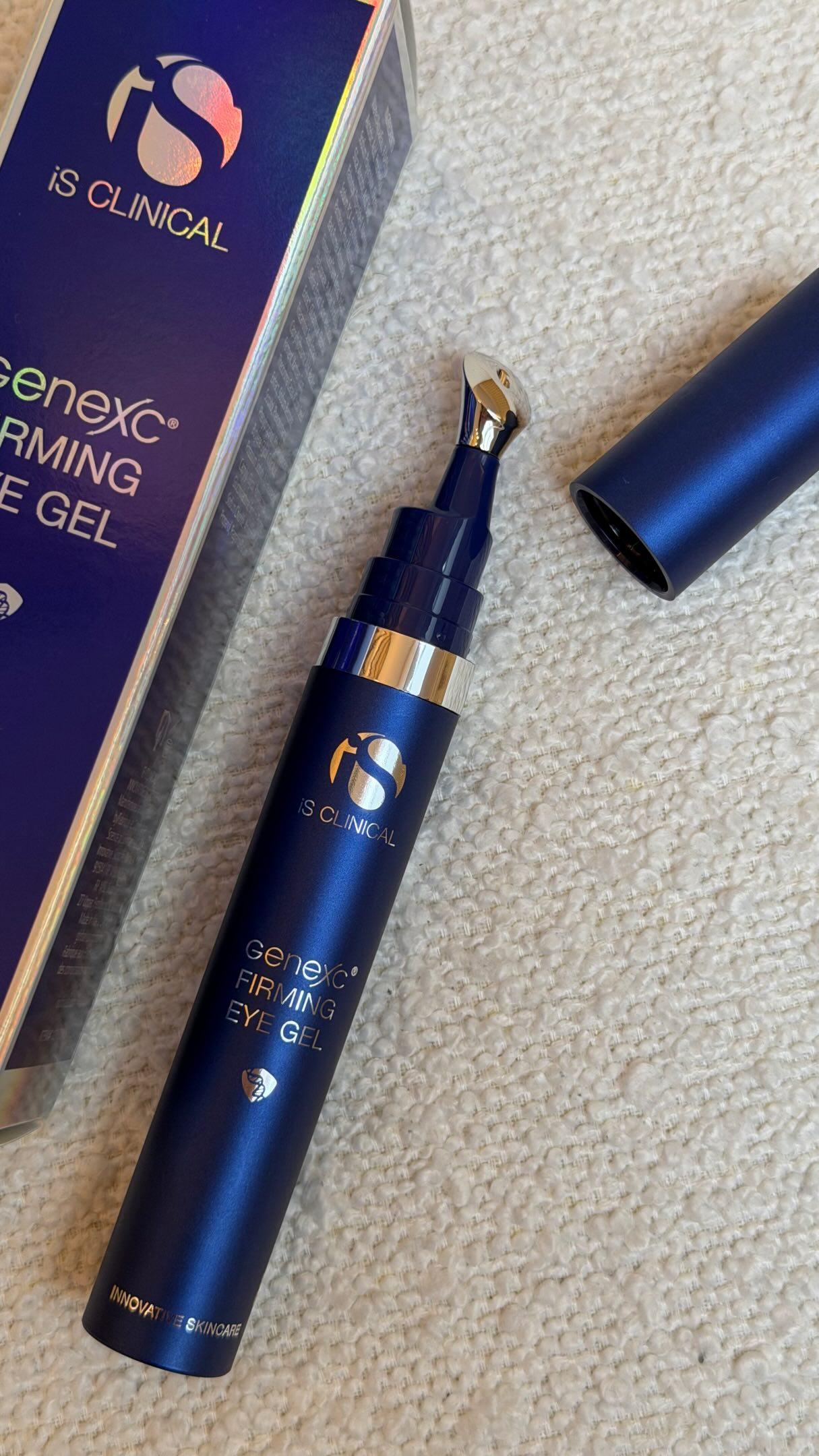Introducing my new FAVE eye cream the @isclinical_uk GenexC Firming Eye Gel💧
A super multi-tasking formula that hydrates, smoothes and tightens the eye area, whilst also improving dark circles and overall puffiness
The cooling wand applicator also feels a DREAM on the skin and helps to soothe irritated skin. I’ve been using for a few weeks now and my skin already feels so much less dehydrated
I often get asked, do I need an eye cream? And my answer is always YES! The eye area is 3x thinner than the rest of the skin, therefore it ages quicker than normal, so protecting your eye area from your facial actives getting in and keeping it hydrated is super important
These are available to purchase in clinic for £120
@harpargrace
#genexcfirmingeyegel #isclinical #skinclinicmanchester #skincareproducts #skincaretips