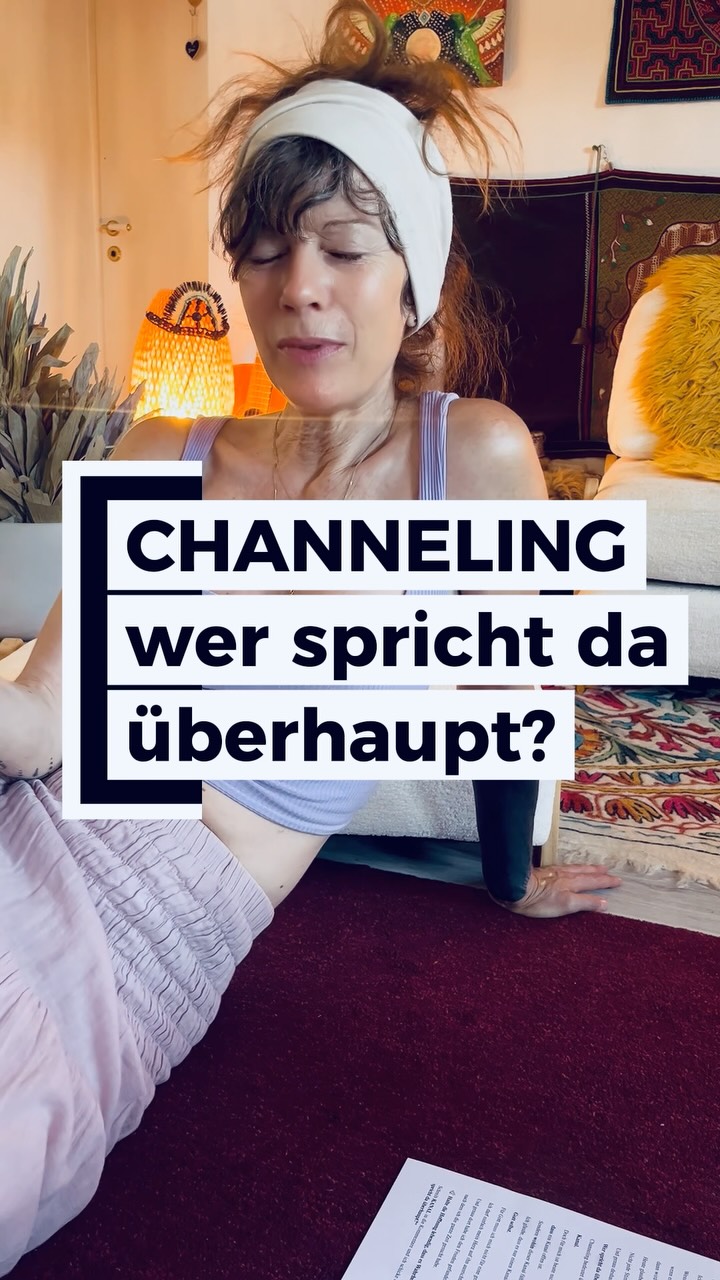 CHANNELING -
Wer spricht da überhaupt?
Nicht jede Stimme kommt von Gott, aber woran erkennen wir den Unterschied?
Diese eine Frage hat mein Leben verändert:
Wer spricht da überhaupt?
Wenn dich dieses Thema bewegt, habe ich einen kostenlosen Guide über die 7 häufigsten spirituellen Irrwege geschrieben und darüber, warum sie uns oft unbemerkt von Gott entfernen können.
🌷Schreib „KLARHEIT“ in die Kommentare und ich sende dir alles direkt zu.
Außerdem findest du einen neuen Blogartikel zum Thema: „#channeling – wer spricht da überhaupt?“